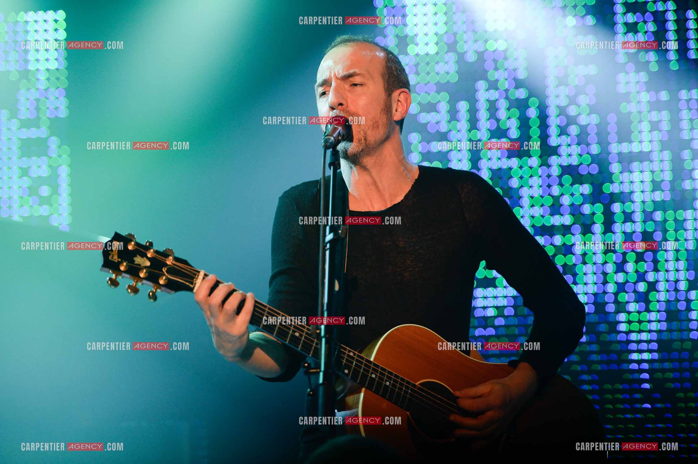 Le chanteur Calogero Maurici, dit Calogero lors d'un concert privé au club K a Reims. ( Exclusif )