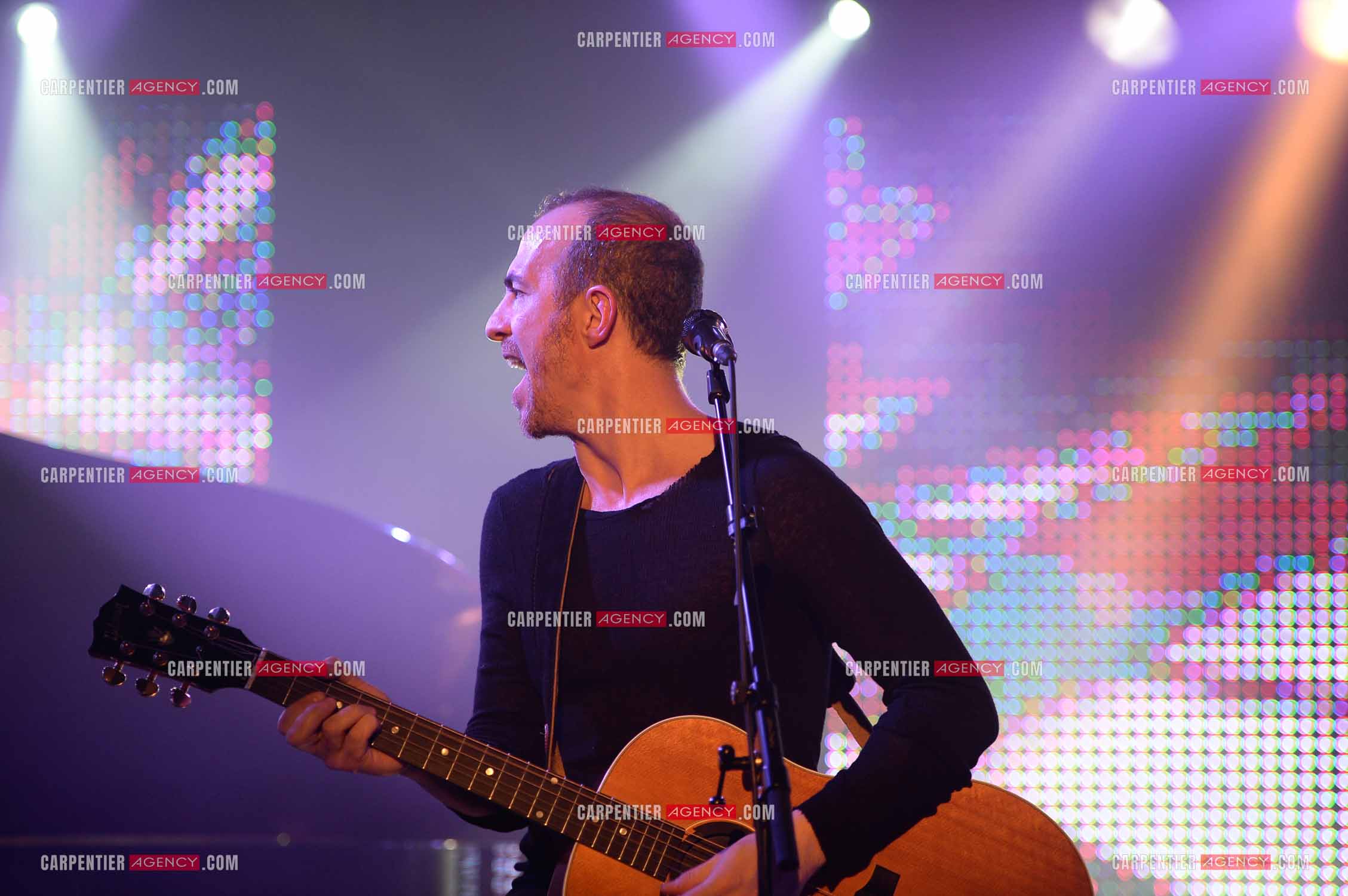 Le chanteur Calogero Maurici, dit Calogero lors d'un concert privé au club K a Reims. ( Exclusif )