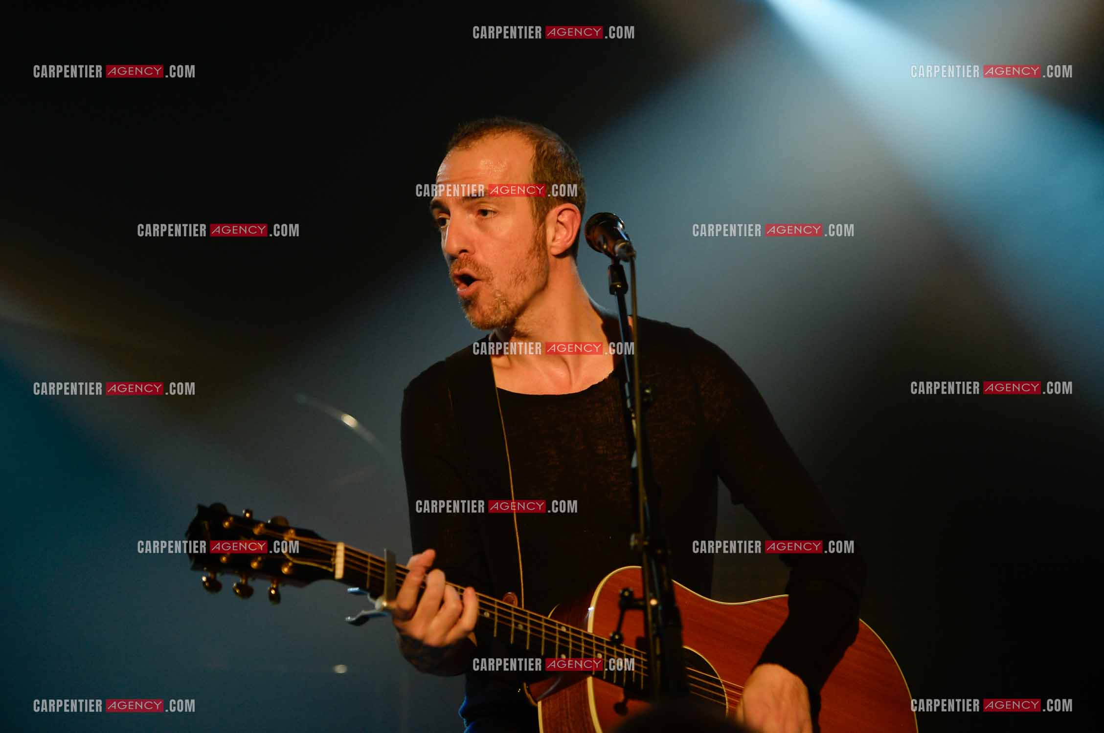 Le chanteur Calogero Maurici, dit Calogero lors d'un concert privé au club K a Reims. ( Exclusif )