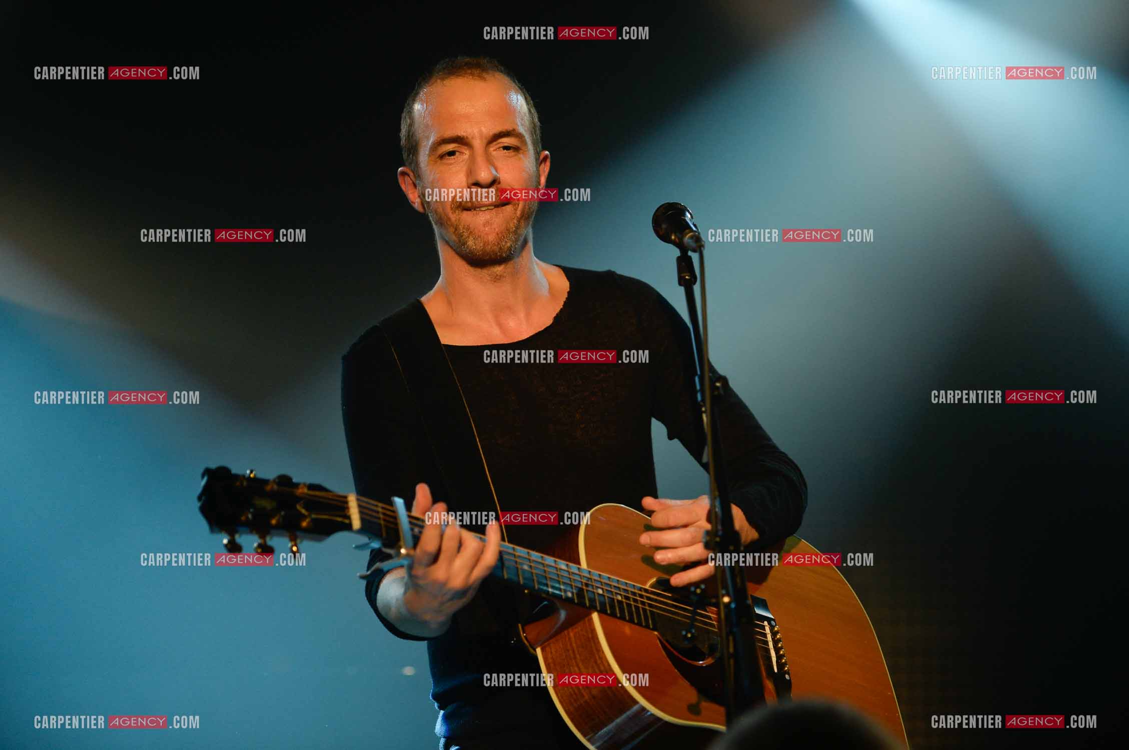 Le chanteur Calogero Maurici, dit Calogero lors d'un concert privé au club K a Reims. ( Exclusif )