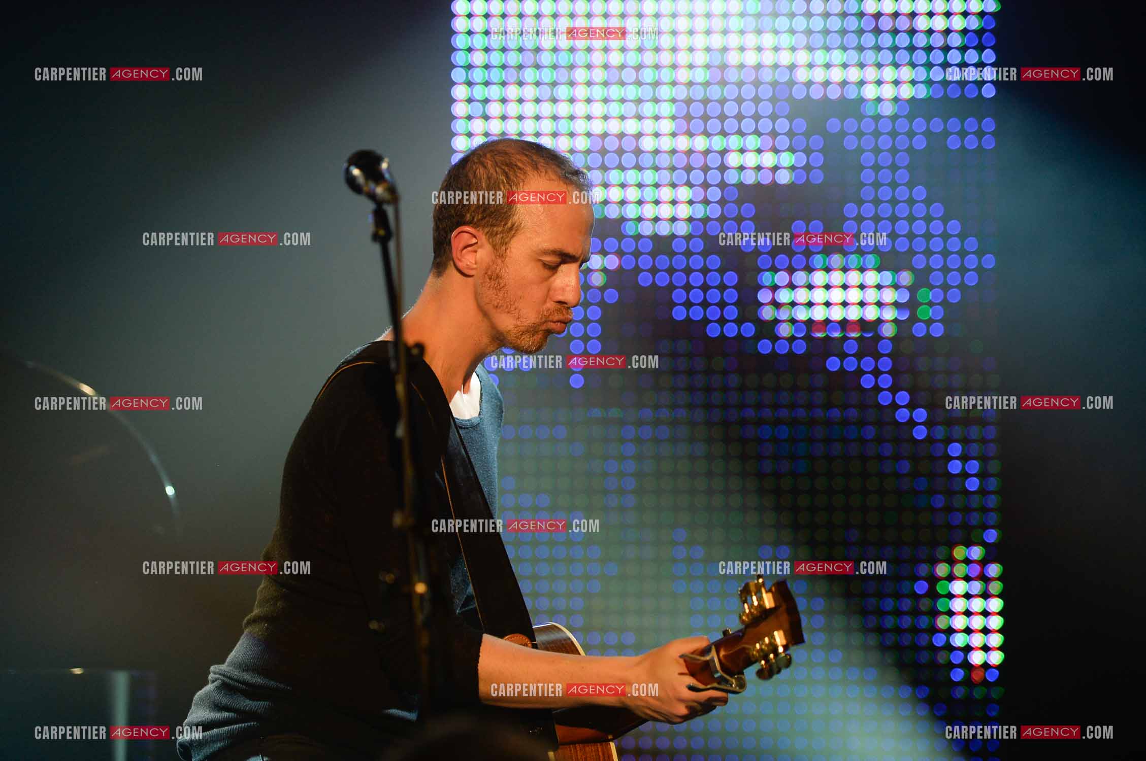 Le chanteur Calogero Maurici, dit Calogero lors d'un concert privé au club K a Reims. ( Exclusif )