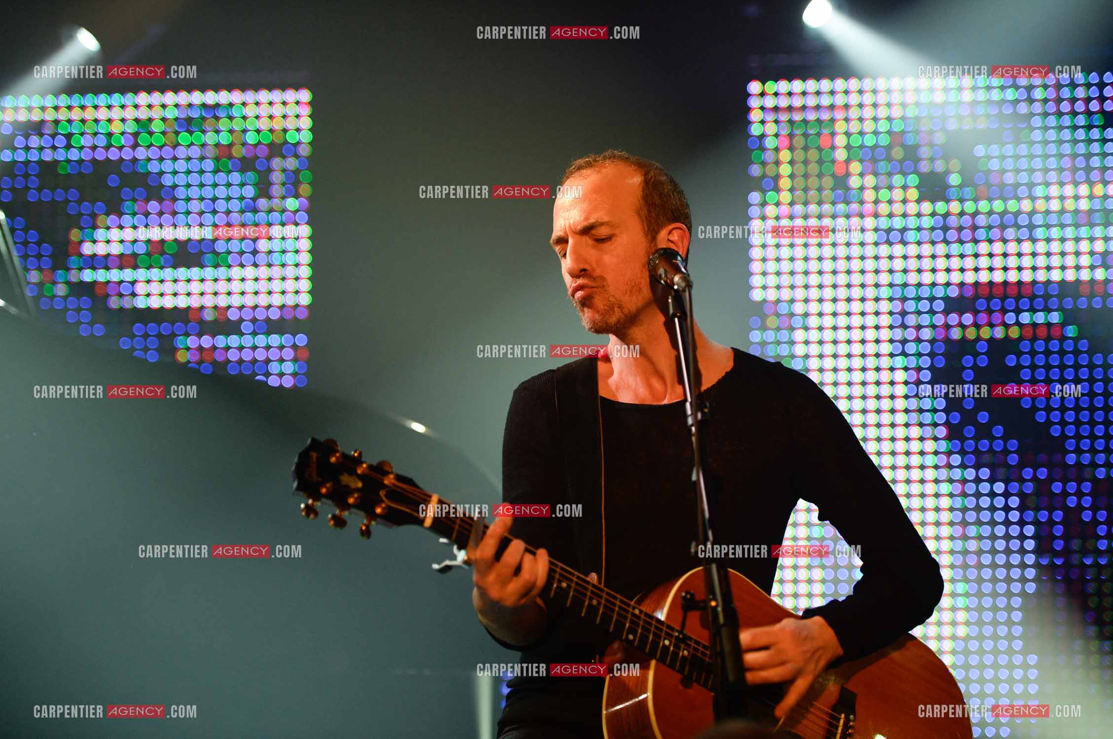 Le chanteur Calogero Maurici, dit Calogero lors d'un concert privé au club K a Reims. ( Exclusif )