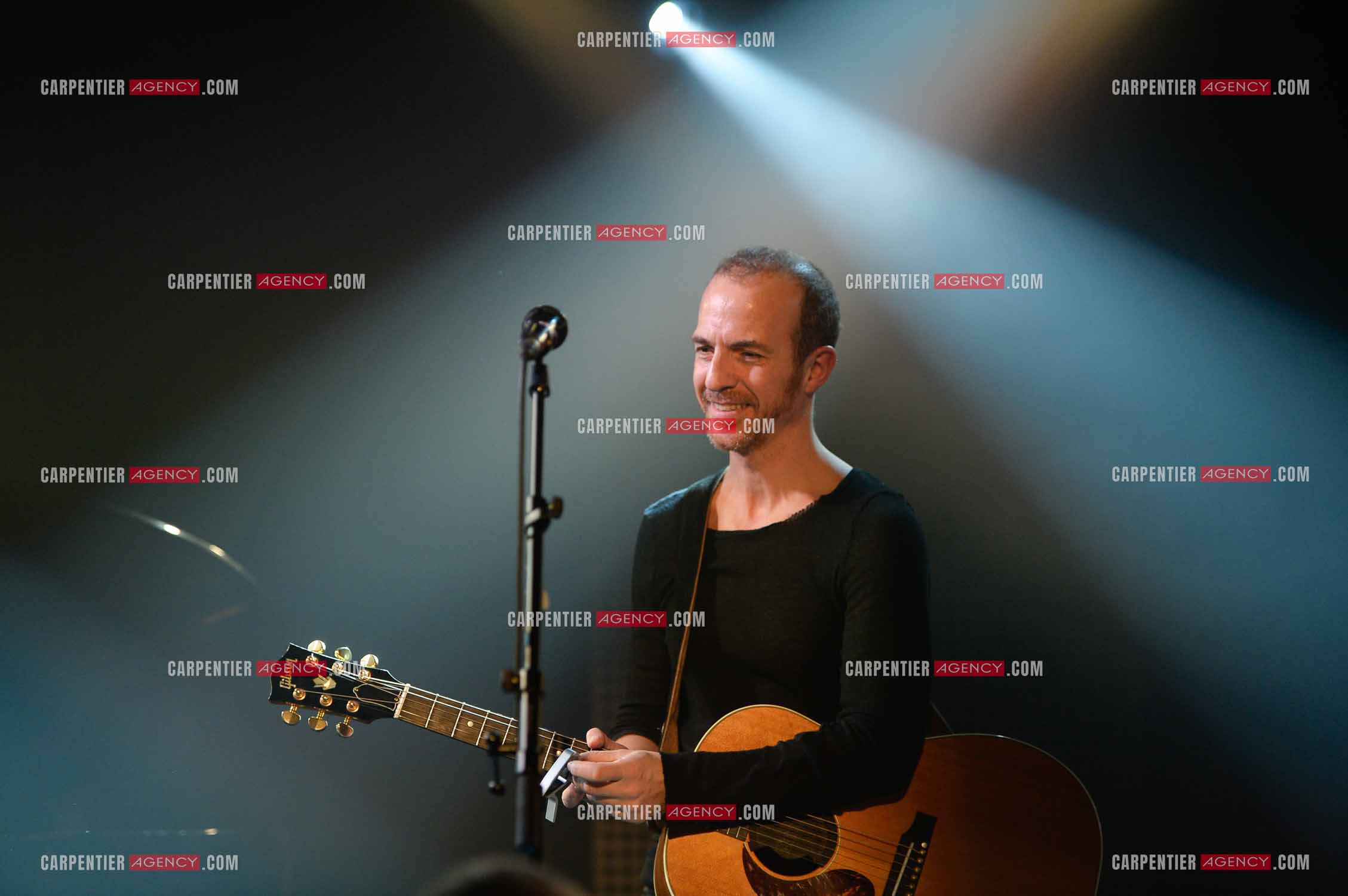 Le chanteur Calogero Maurici, dit Calogero lors d'un concert privé au club K a Reims. ( Exclusif )