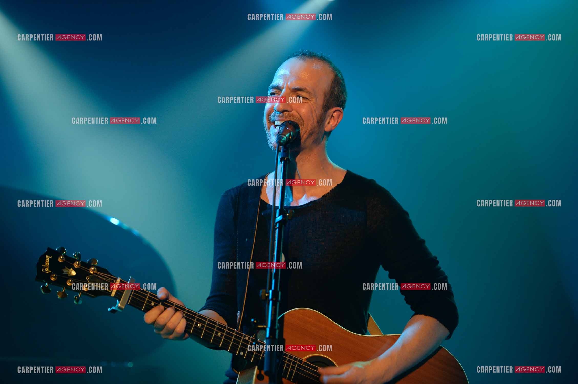 Le chanteur Calogero Maurici, dit Calogero lors d'un concert privé au club K a Reims. ( Exclusif )