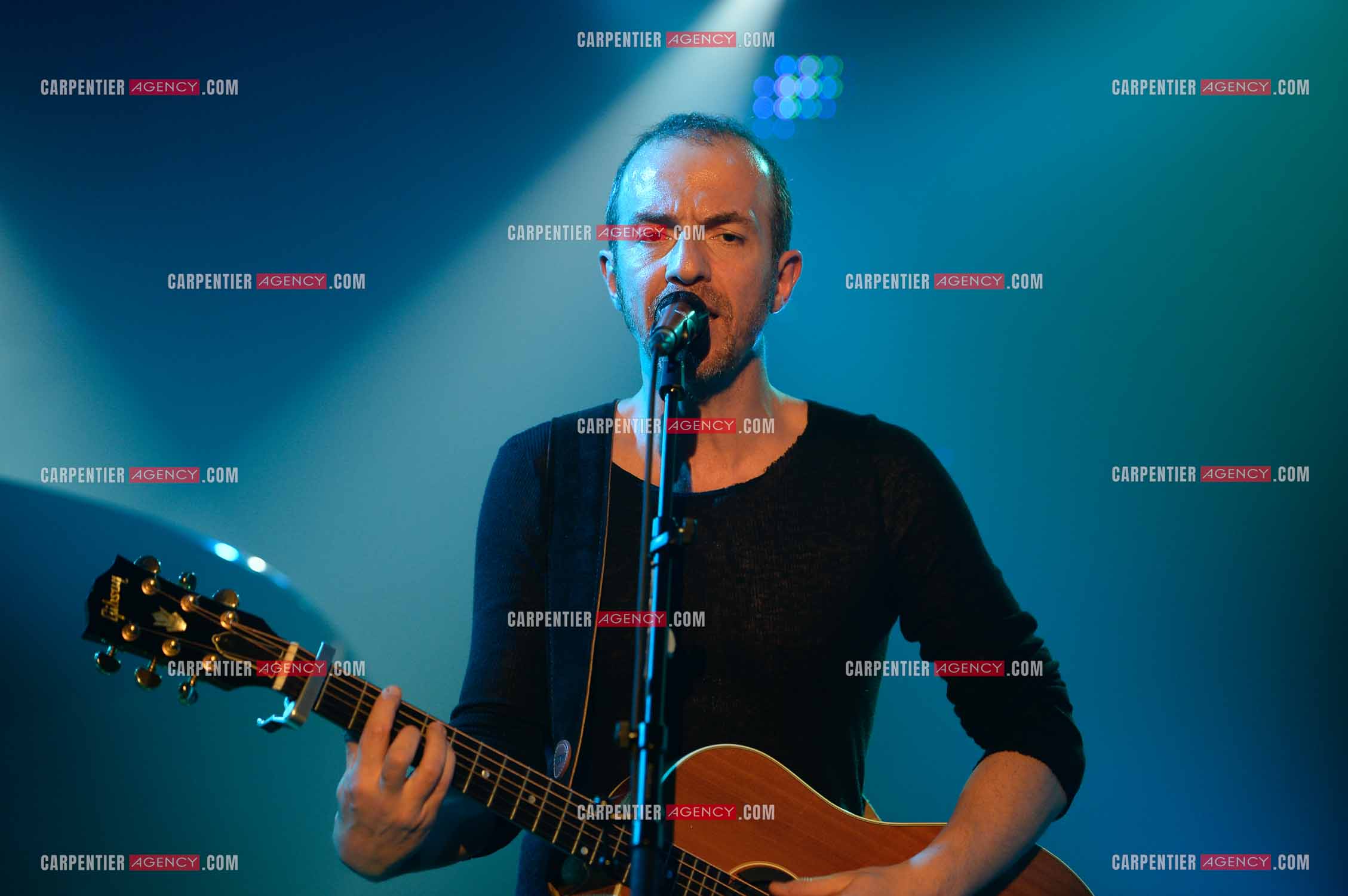 Le chanteur Calogero Maurici, dit Calogero lors d'un concert privé au club K a Reims. ( Exclusif )