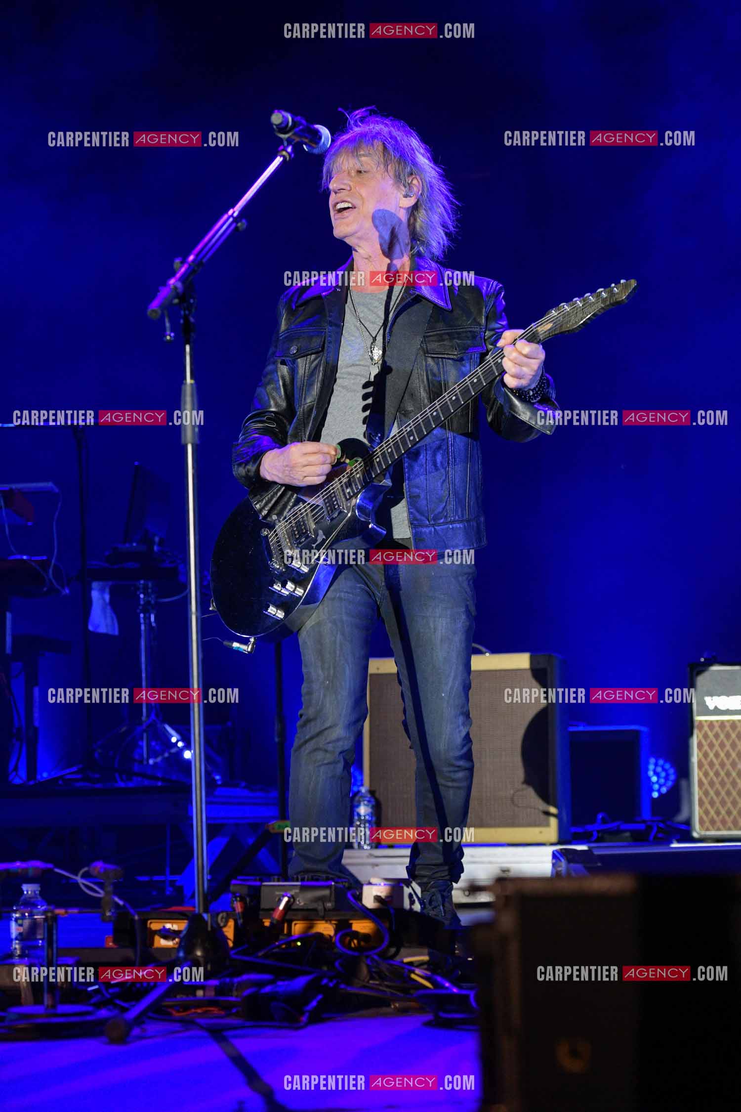 Le chanteur Jean-Louis Aubert  en concert pour le festival du château de Solliès-Pont en 2021.   ( Exclusif )