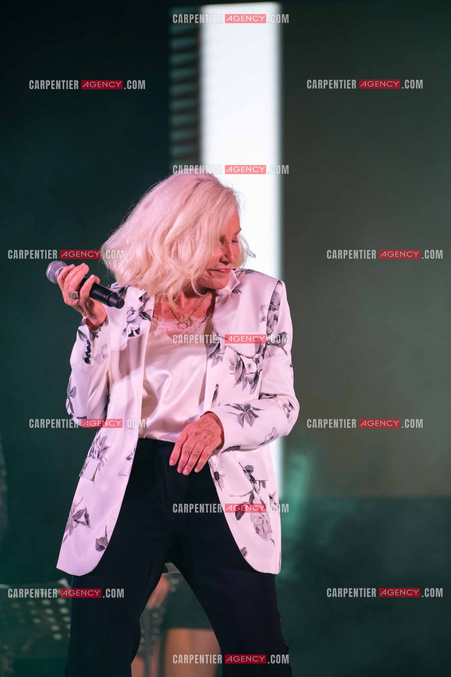 La chanteuse Michèle Torr en concert au plan d'Orgon le 19 août 2023. ( Exclusif )