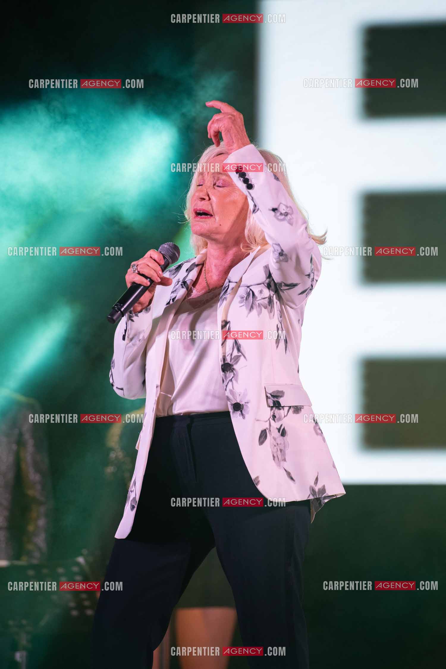 La chanteuse Michèle Torr en concert au plan d'Orgon le 19 août 2023. ( Exclusif )