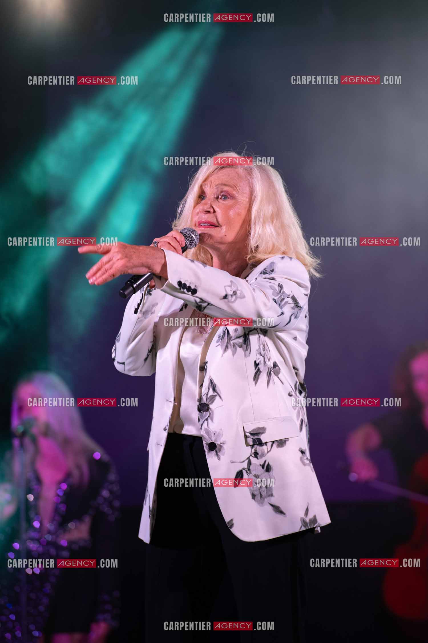 La chanteuse Michèle Torr en concert au plan d'Orgon le 19 août 2023. ( Exclusif )