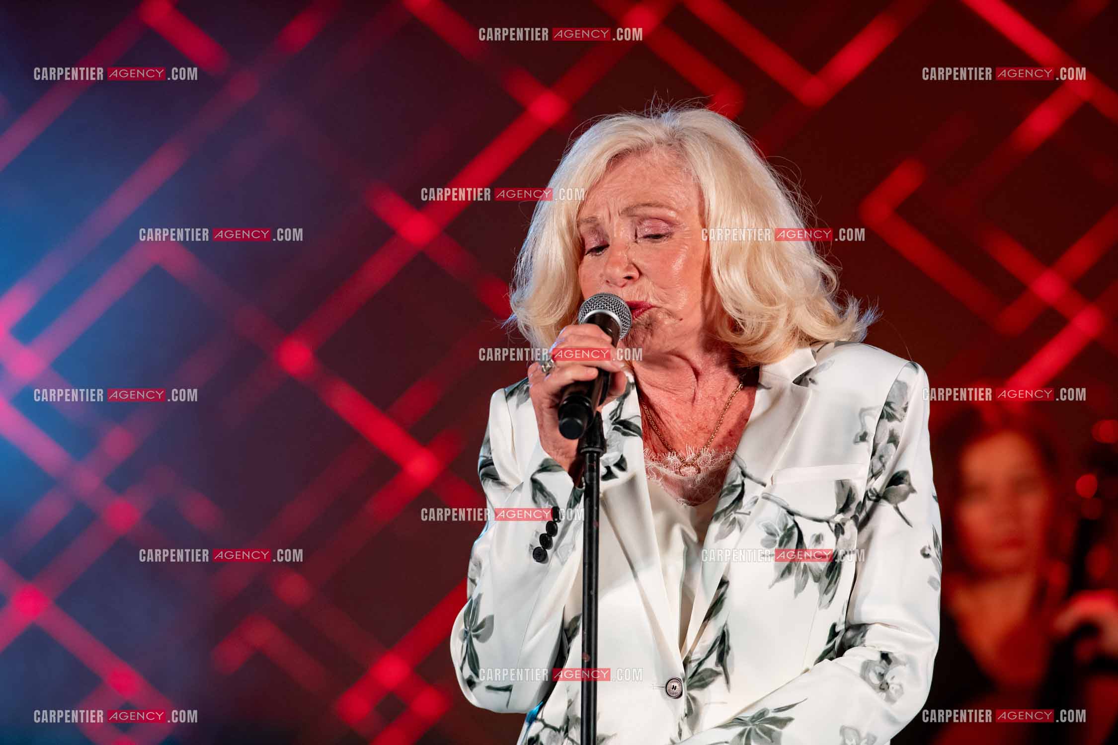 La chanteuse Michèle Torr en concert au plan d'Orgon le 19 août 2023. ( Exclusif )