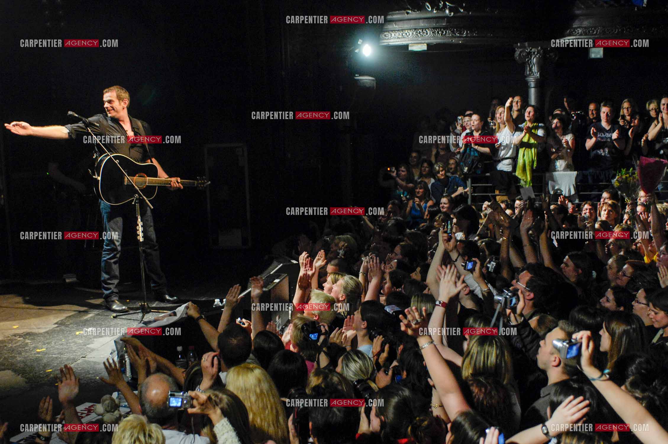 Le chanteur québécois Pierre Garand dit Garou en concert à la CIGALE en 2008.   ( Exclusif )