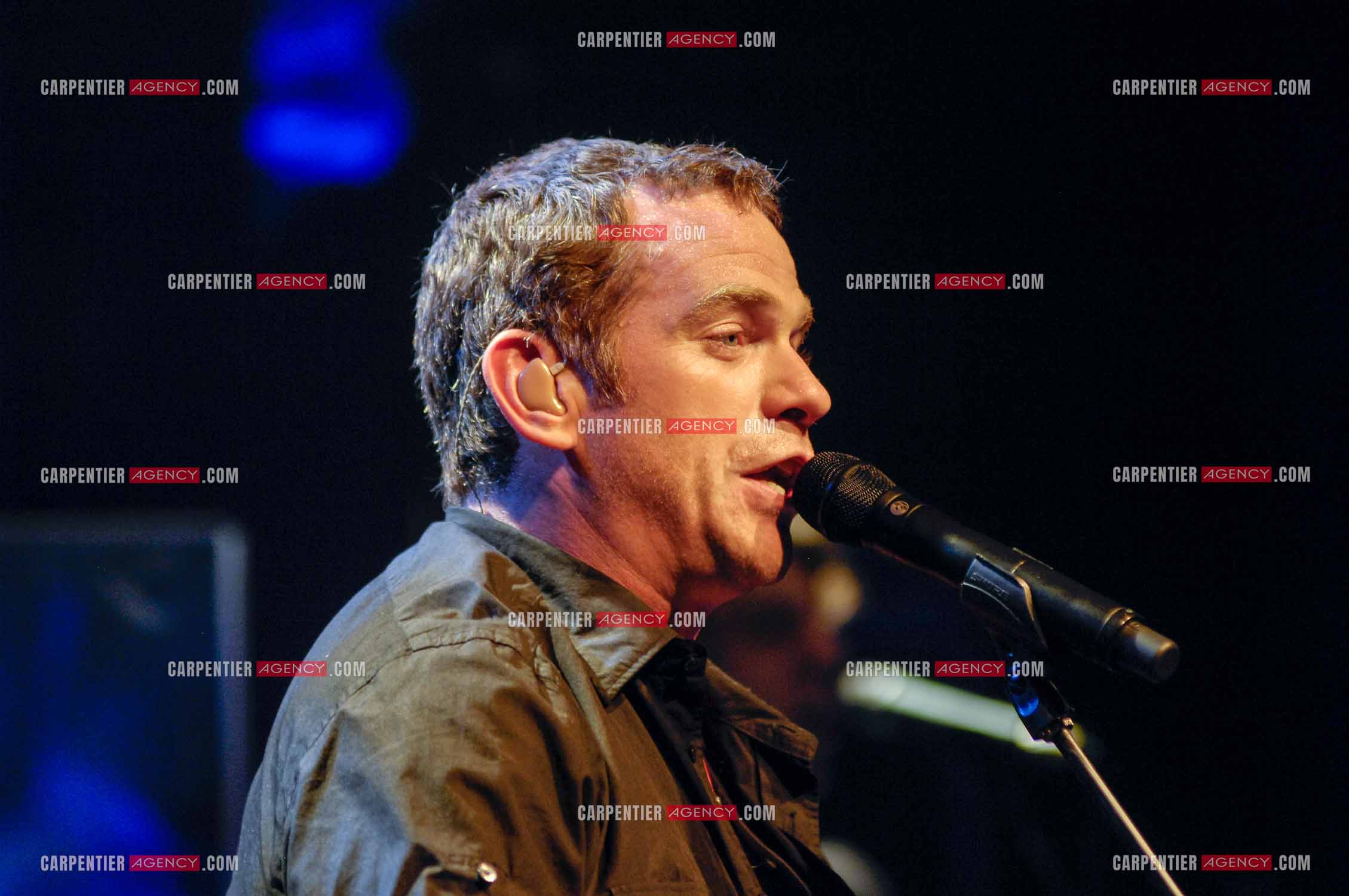 Le chanteur québécois Pierre Garand dit Garou en concert à la CIGALE en 2008.   ( Exclusif )