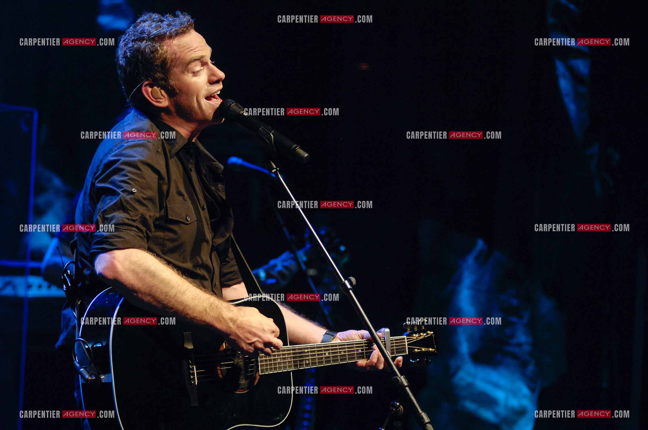 Le chanteur québécois Pierre Garand dit Garou en concert à la CIGALE en 2008.   ( Exclusif )