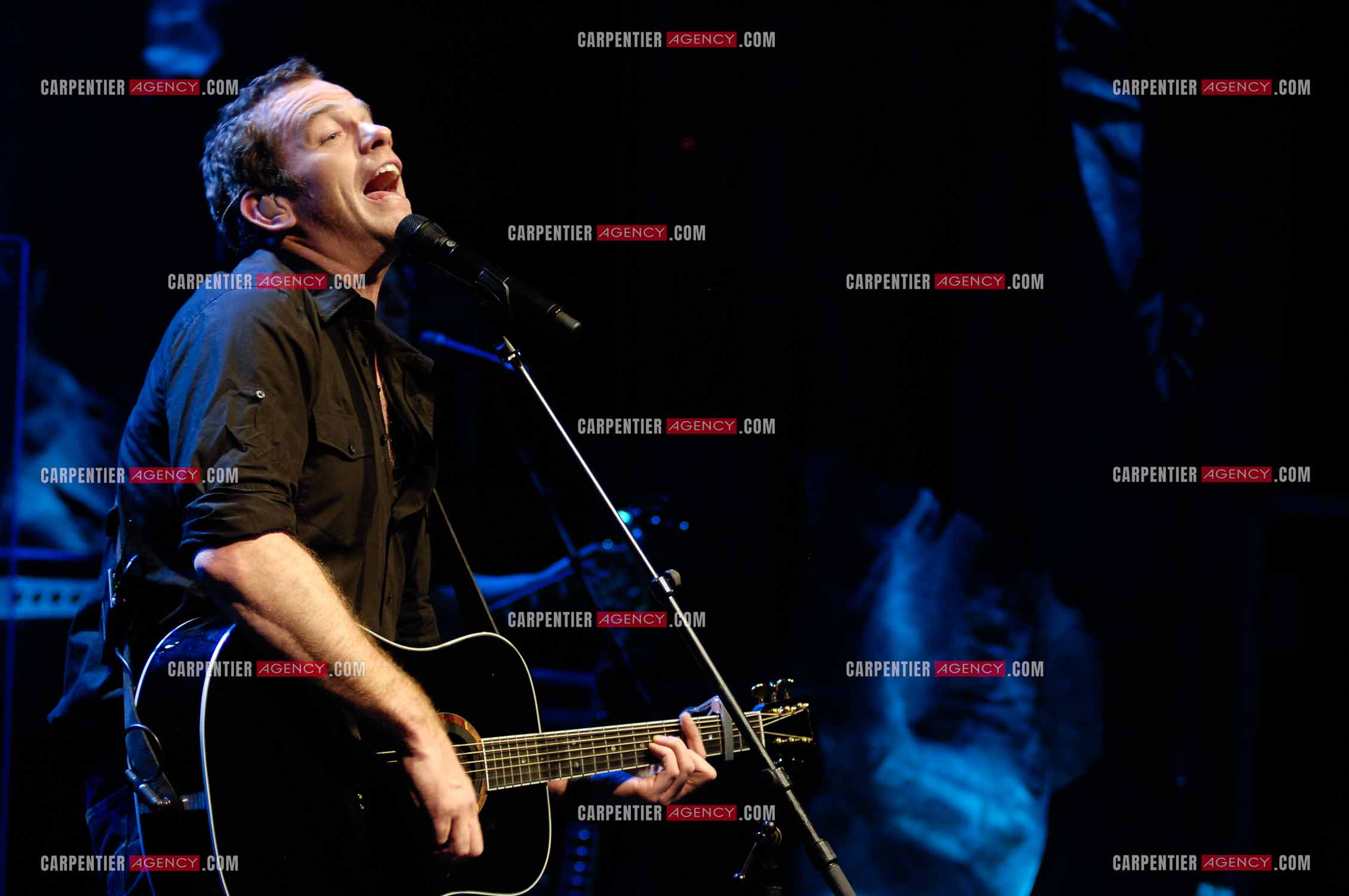 Le chanteur québécois Pierre Garand dit Garou en concert à la CIGALE en 2008.   ( Exclusif )