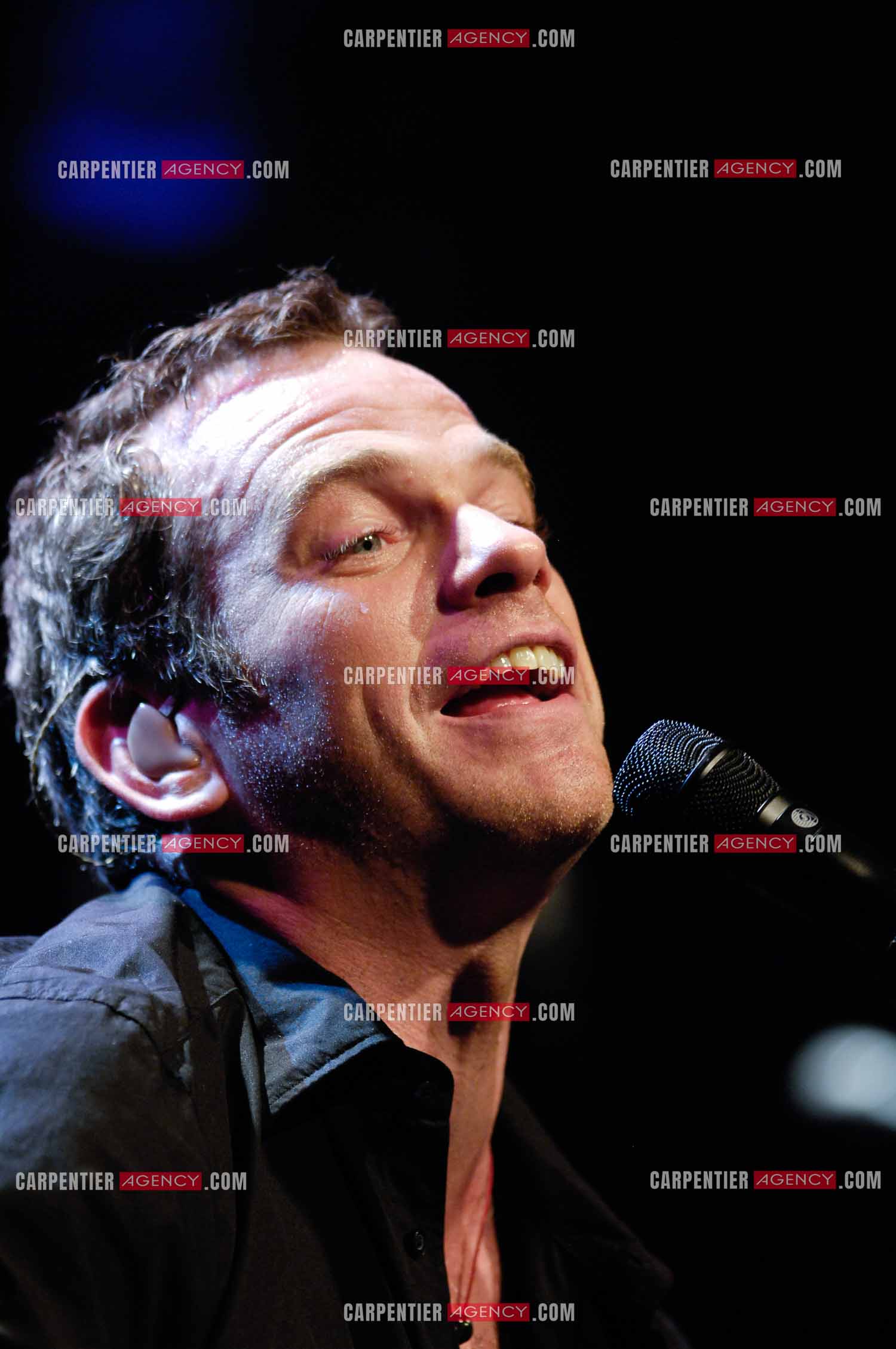 Le chanteur québécois Pierre Garand dit Garou en concert à la CIGALE en 2008.   ( Exclusif )