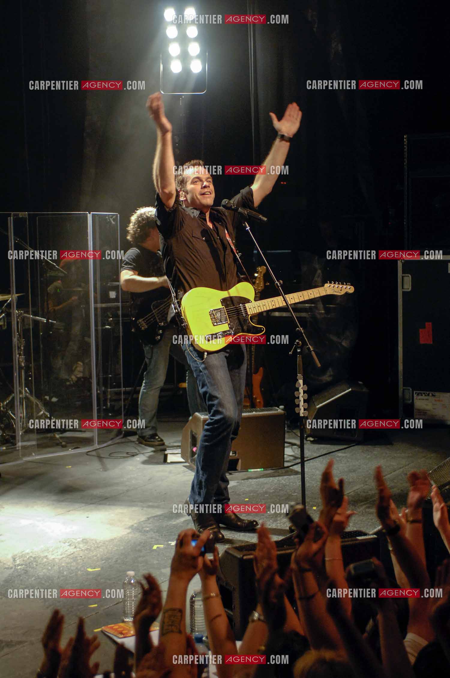 Le chanteur québécois Pierre Garand dit Garou en concert à la CIGALE en 2008.   ( Exclusif )