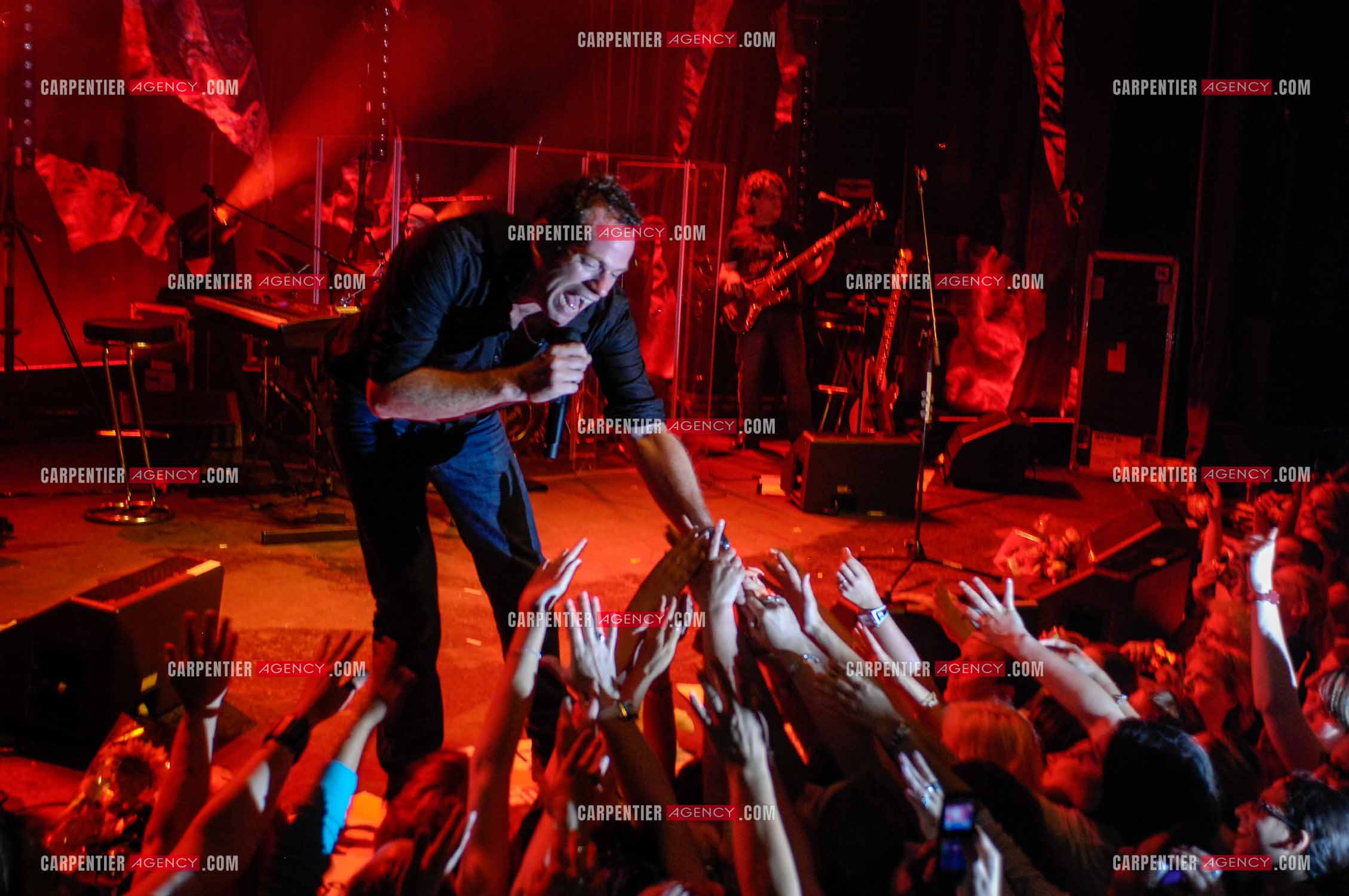 Le chanteur québécois Pierre Garand dit Garou en concert à la CIGALE en 2008.   ( Exclusif )