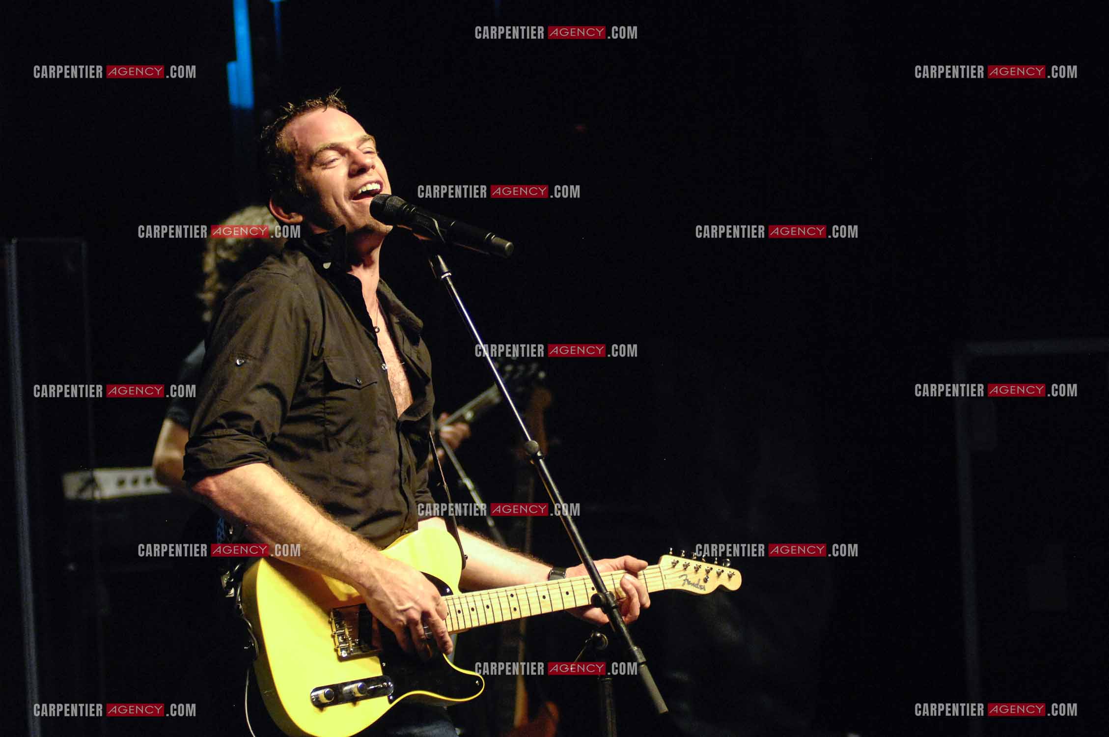 Le chanteur québécois Pierre Garand dit Garou en concert à la CIGALE en 2008.   ( Exclusif )