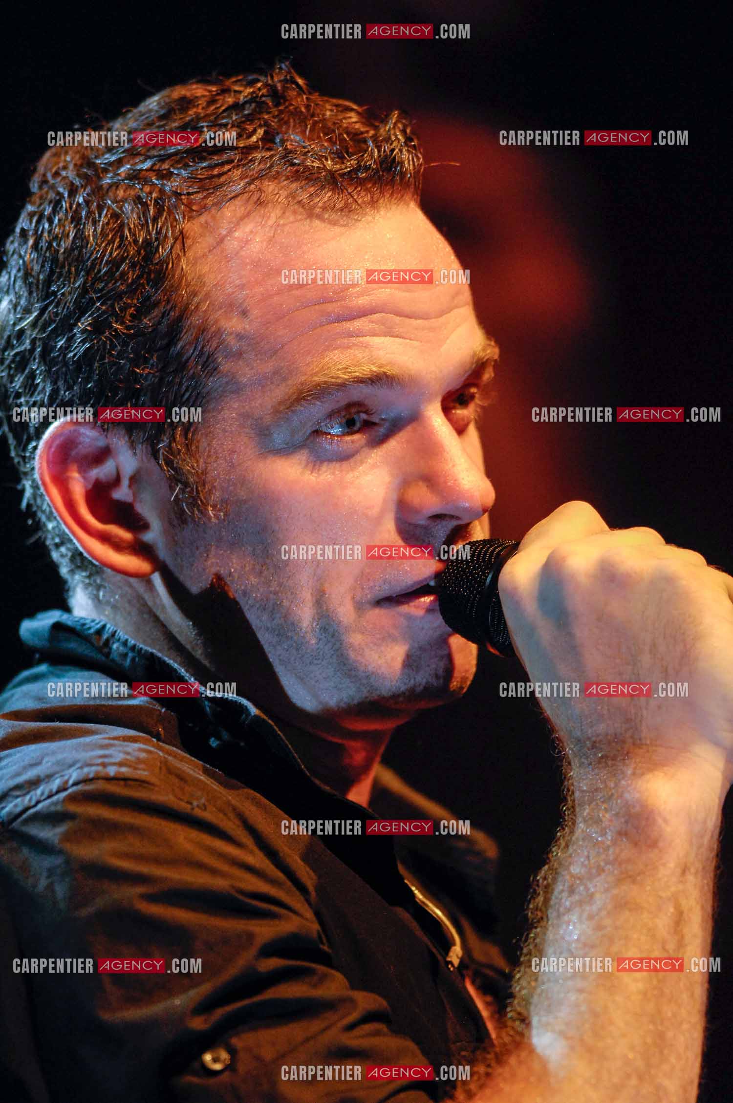 Le chanteur québécois Pierre Garand dit Garou en concert à la CIGALE en 2008.   ( Exclusif )