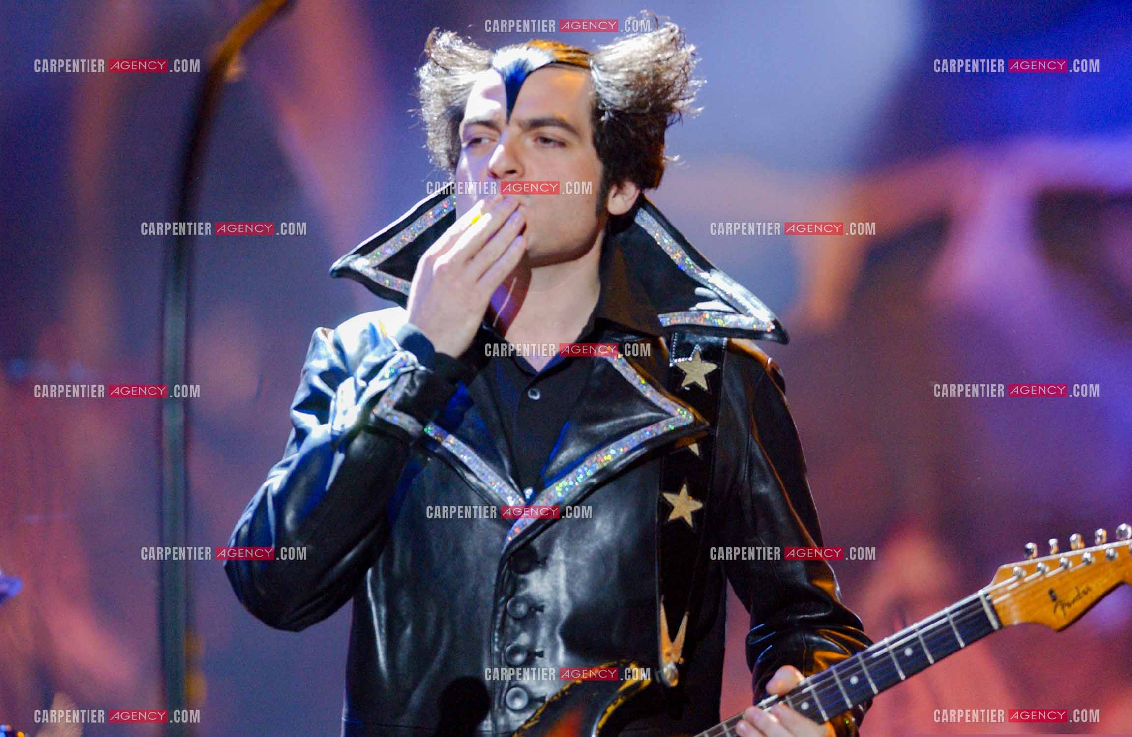 Le chanteur Matthieu Chedid dit “M“ lors de son concert au Zénith de Paris en 2005.  ( Exclusif )