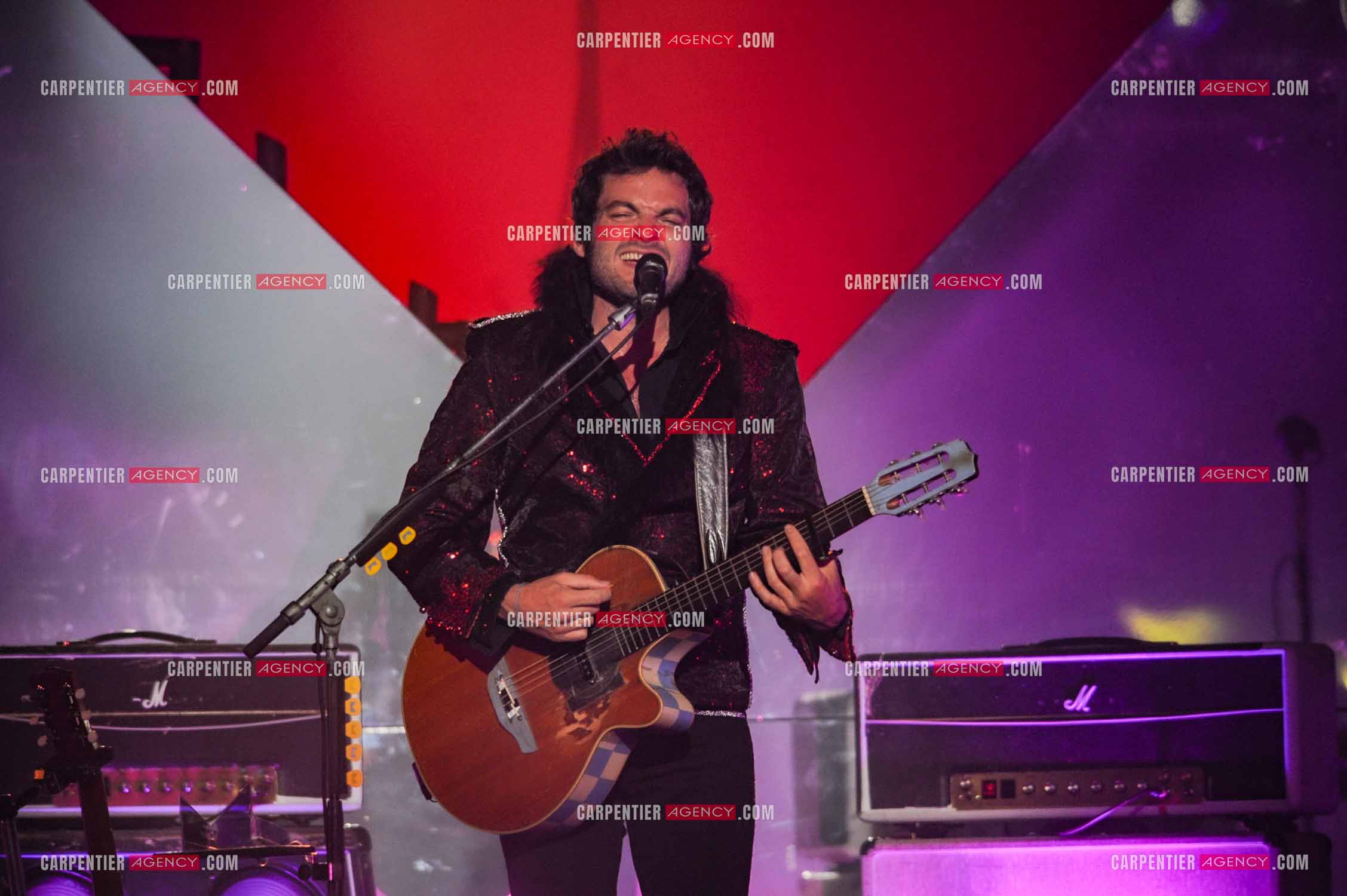 Le chanteur Matthieu Chedid dit “M“ lors de son concert au Zénith de Paris en 2013.  ( Exclusif )