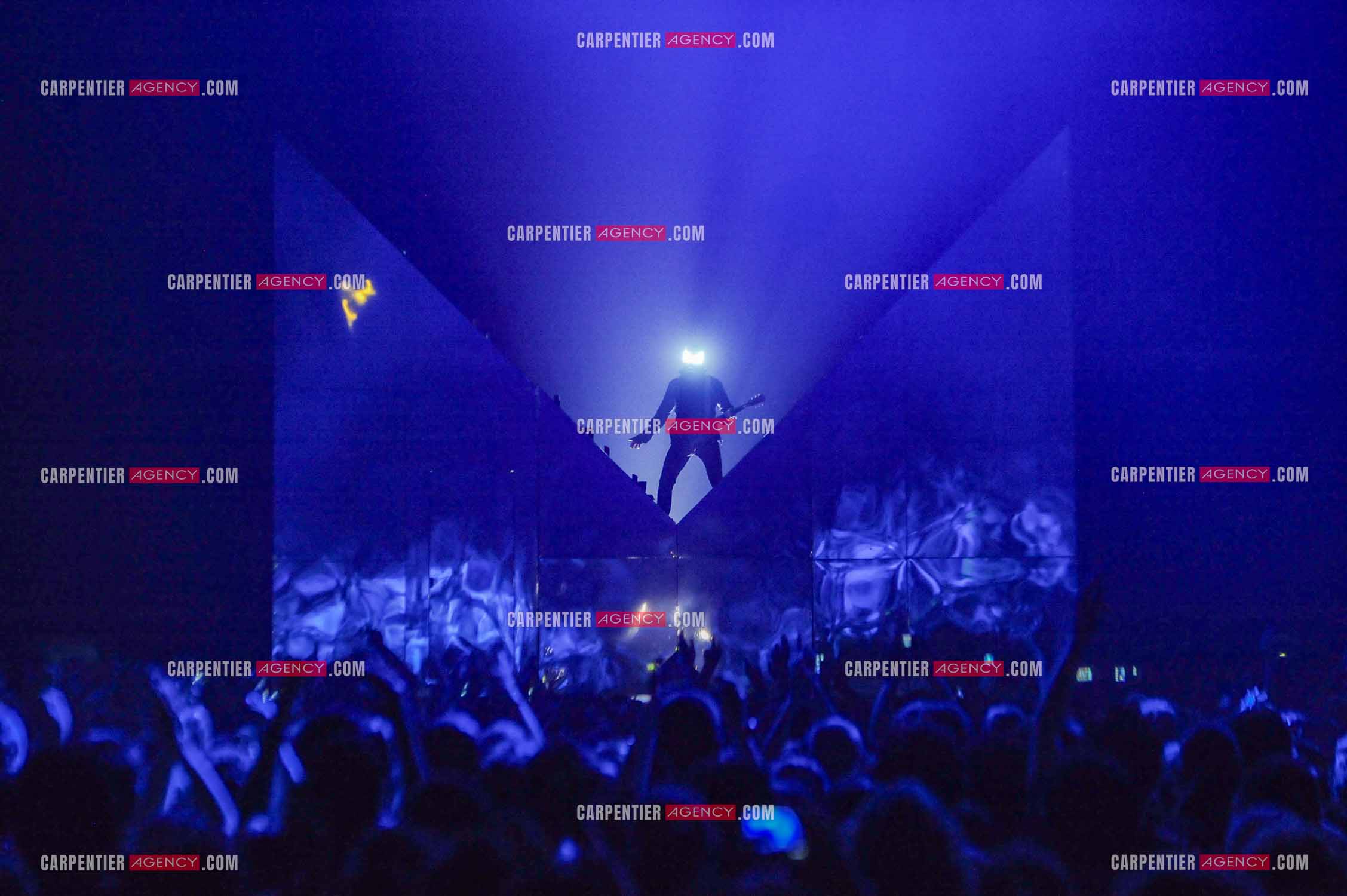 Le chanteur Matthieu Chedid dit “M“ lors de son concert au Zénith de Paris en 2013.  ( Exclusif )