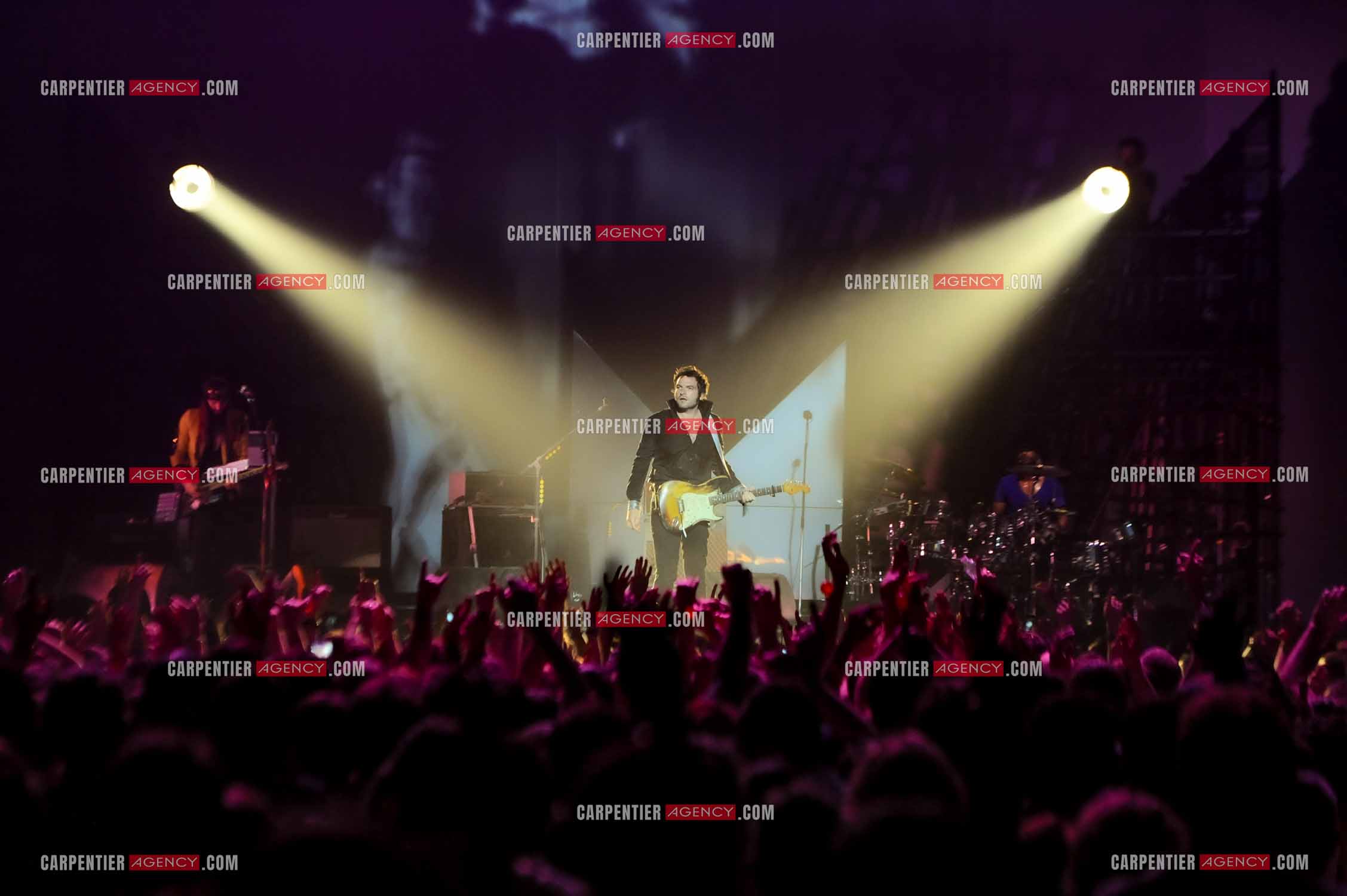 Le chanteur Matthieu Chedid dit “M“ lors de son concert au Zénith de Paris en 2013.  ( Exclusif )