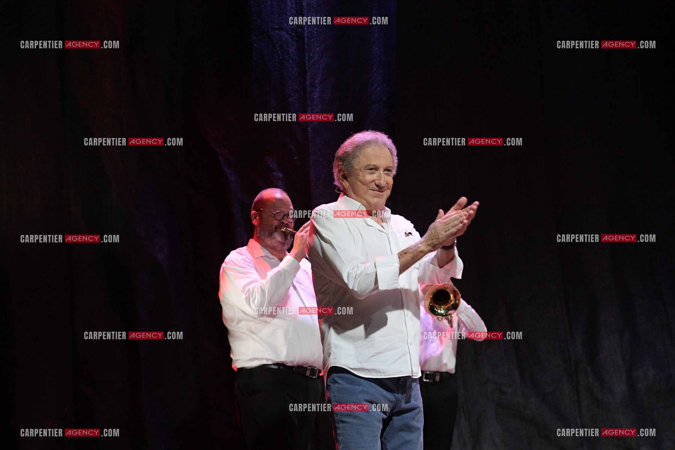 Michel Drucker fait son One Man Show au parc Jourdan d'Aix en Provence. ( Exclusif )