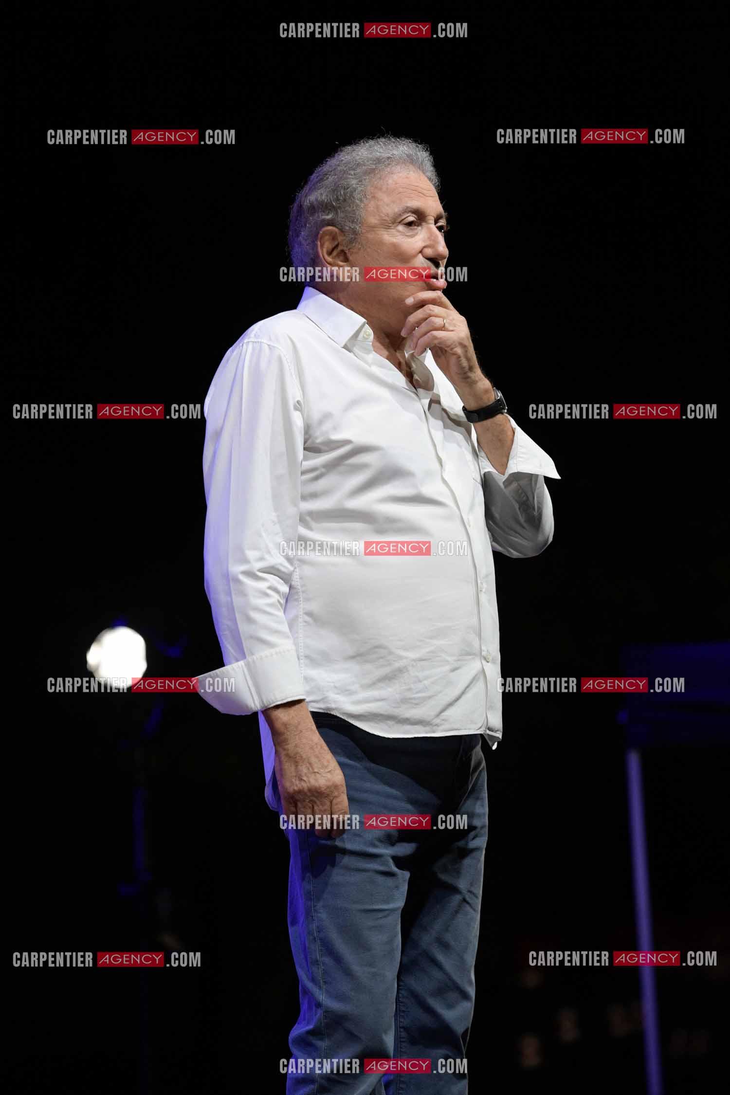 Michel Drucker fait son One Man Show au parc Jourdan d'Aix en Provence. ( Exclusif )