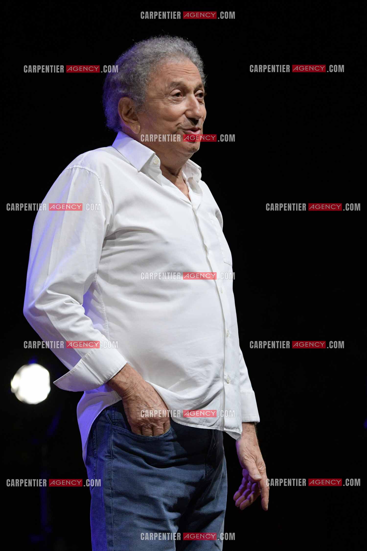 Michel Drucker fait son One Man Show au parc Jourdan d'Aix en Provence. ( Exclusif )