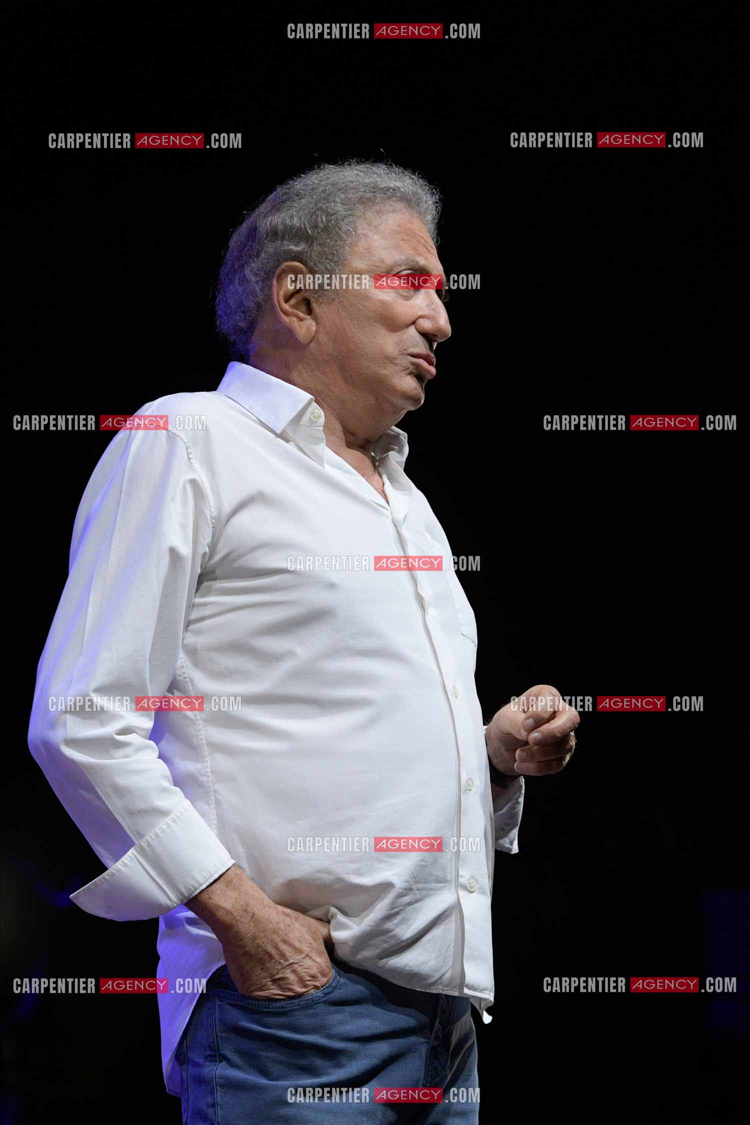 Michel Drucker fait son One Man Show au parc Jourdan d'Aix en Provence. ( Exclusif )