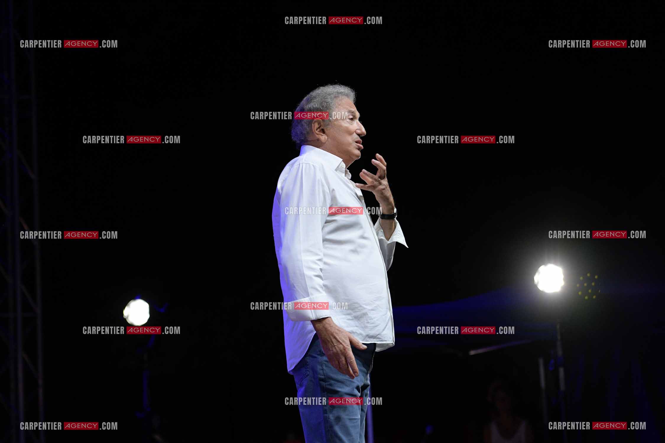Michel Drucker fait son One Man Show au parc Jourdan d'Aix en Provence. ( Exclusif )
