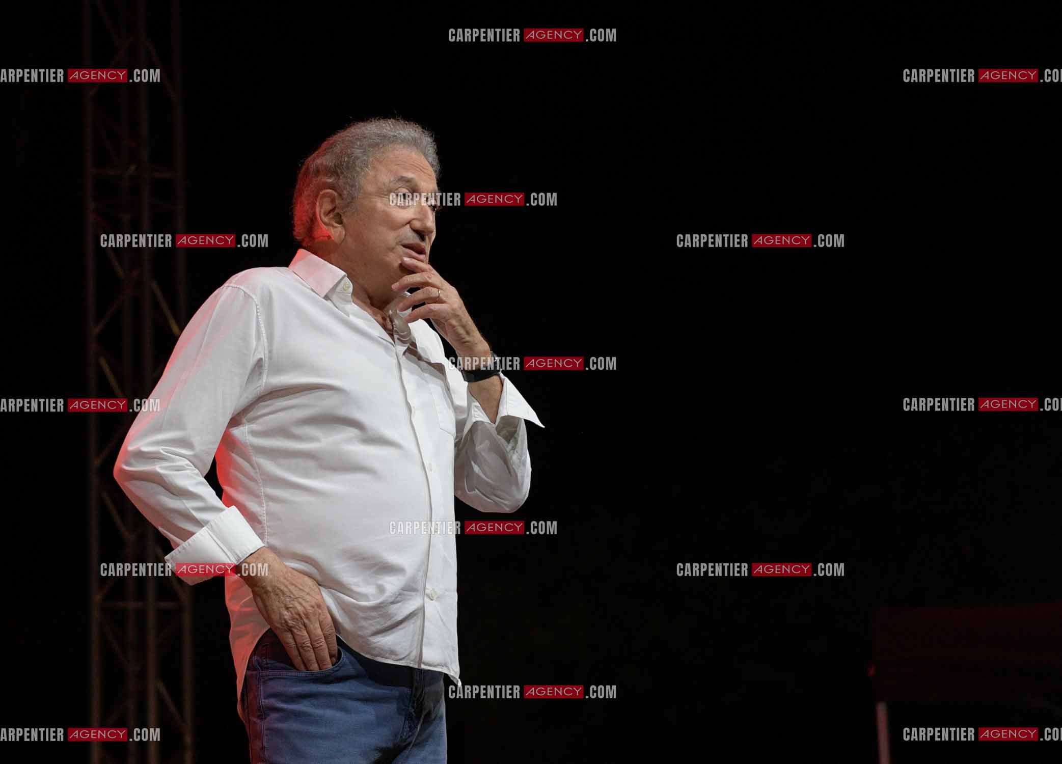 Michel Drucker fait son One Man Show au parc Jourdan d'Aix en Provence. ( Exclusif )