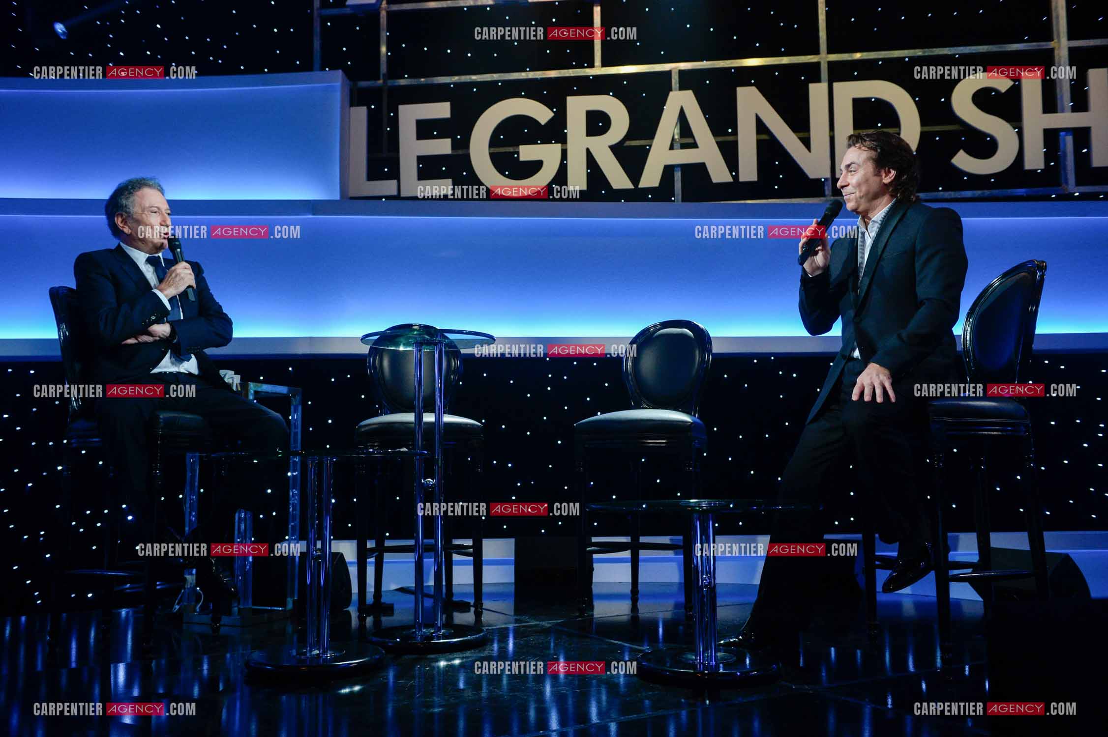 L'animateur Michel Drucker reçoit le ténor Roberto Alagna pour son émission “ Le Grand Show “.