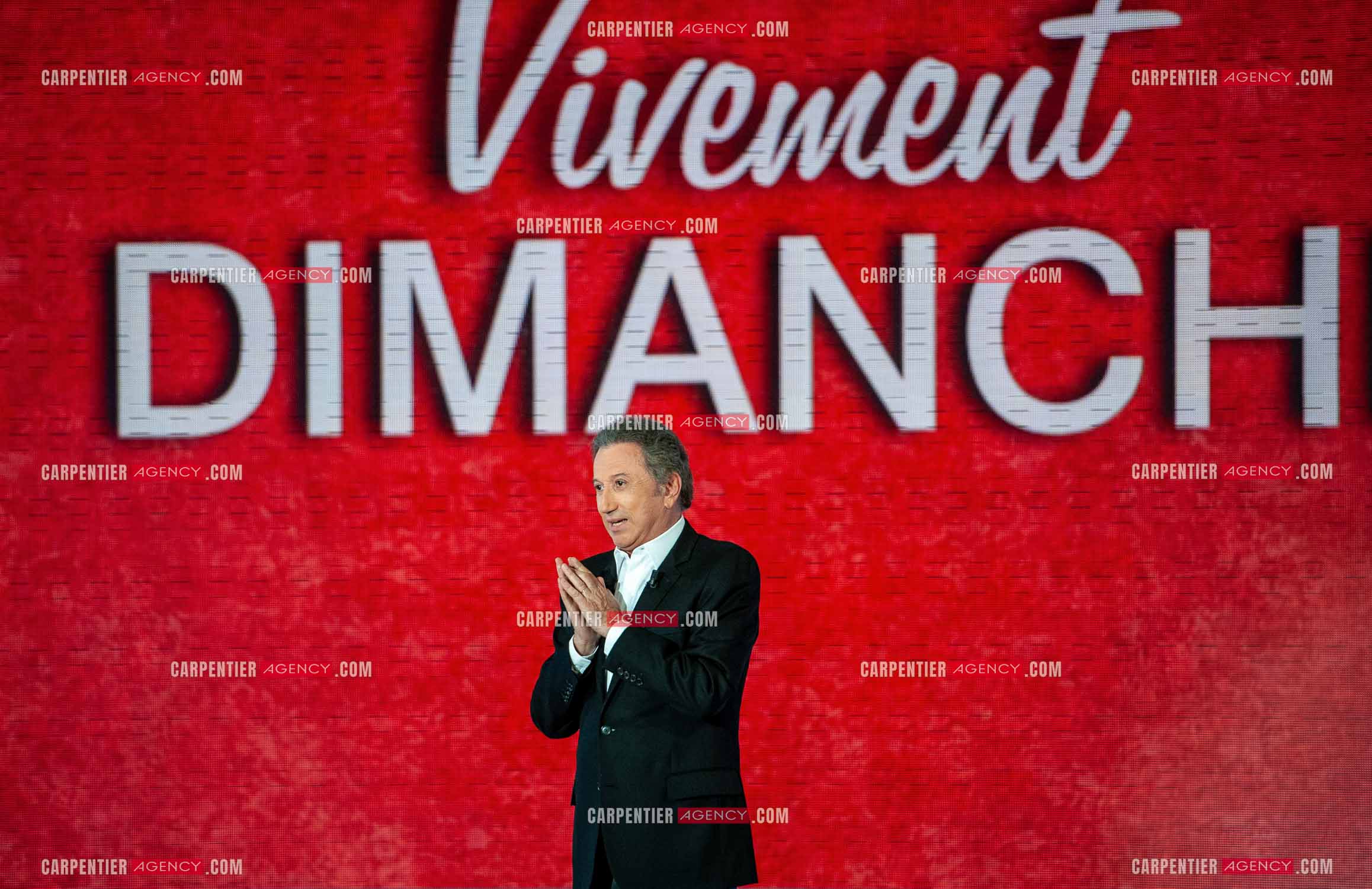 L'animateur Michel Drucker animateur de l'émission “VIVEMENT DIMANCHE“.
