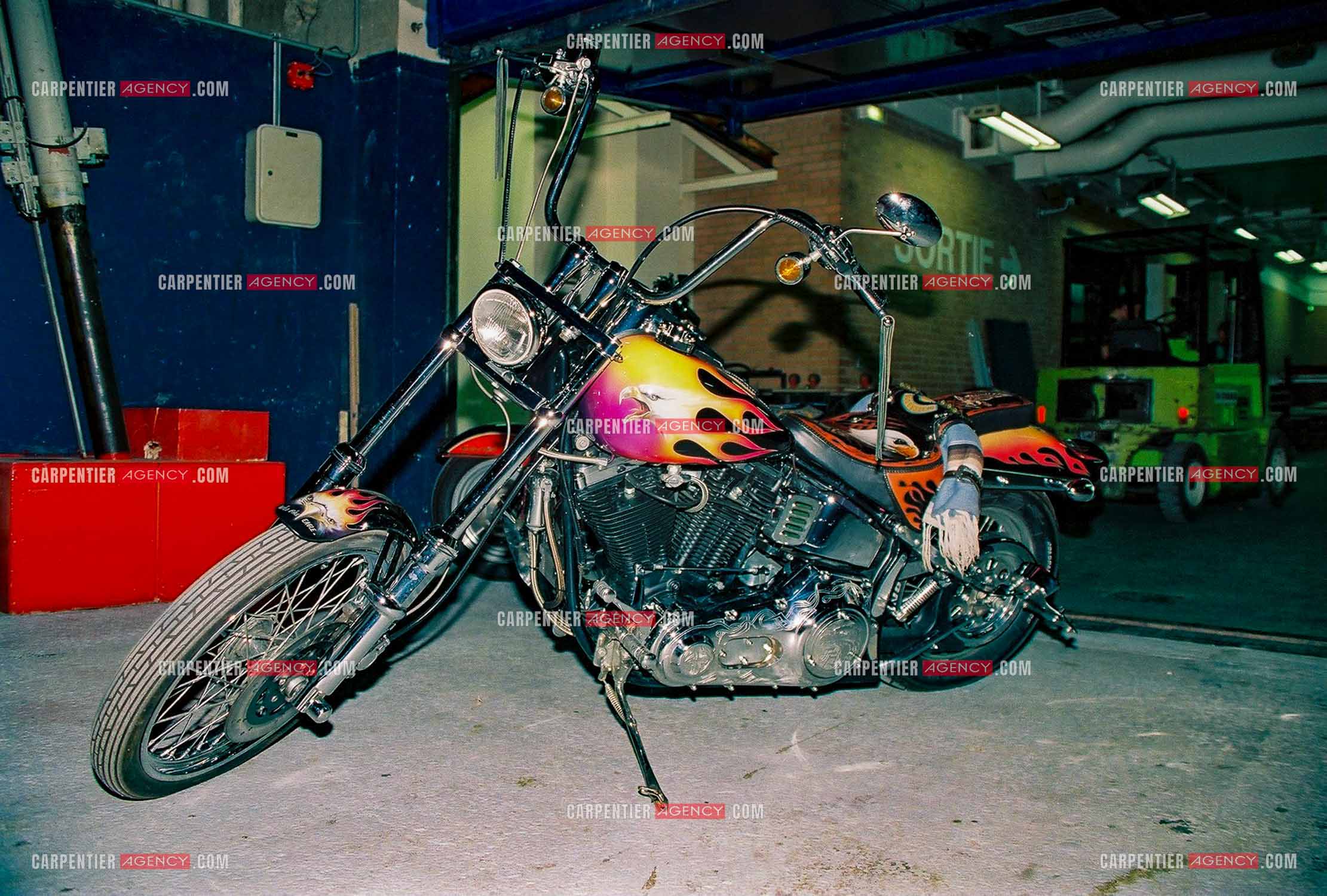 Photo J-HAL-1992-923020
