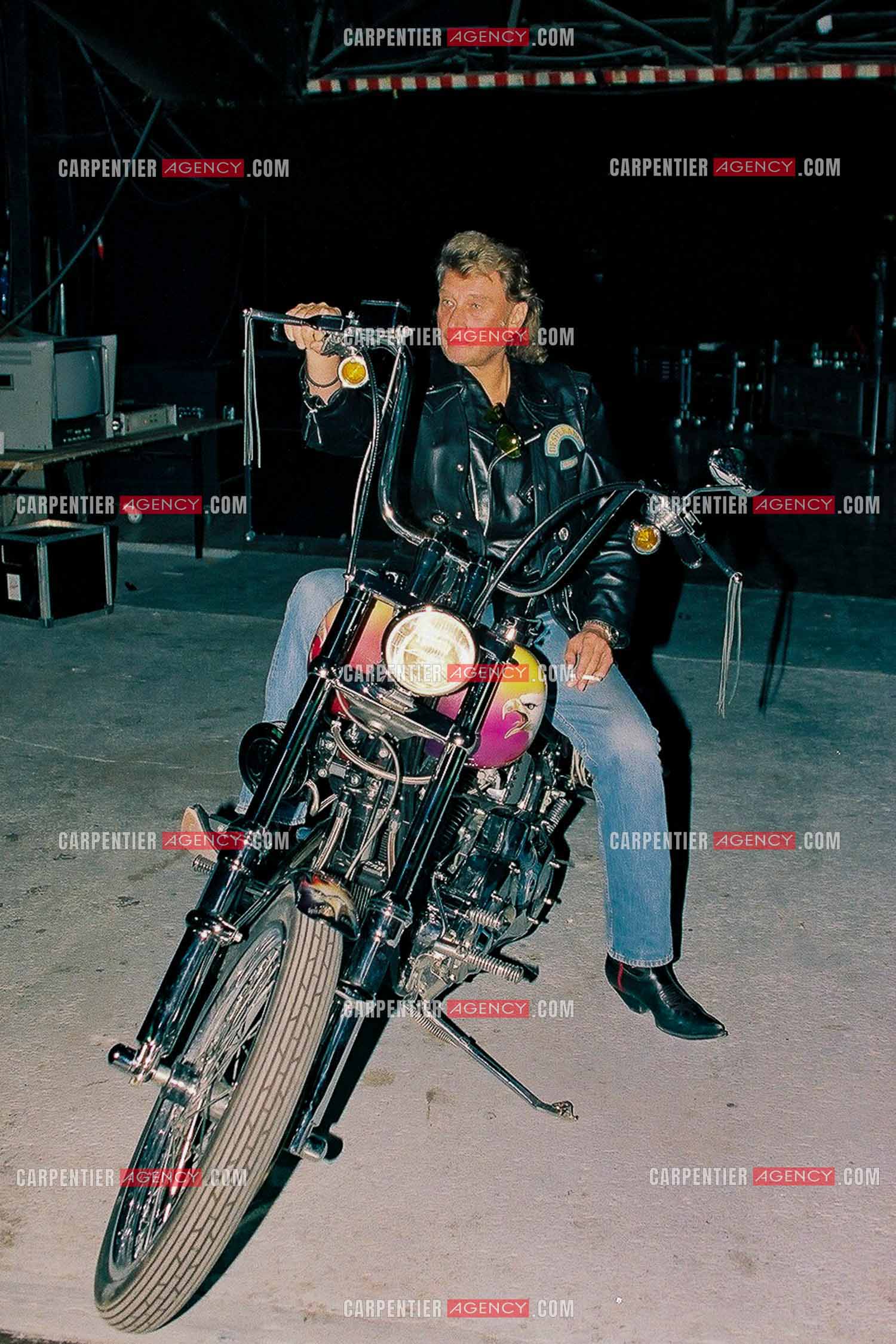 Photo J-HAL-1992-923024