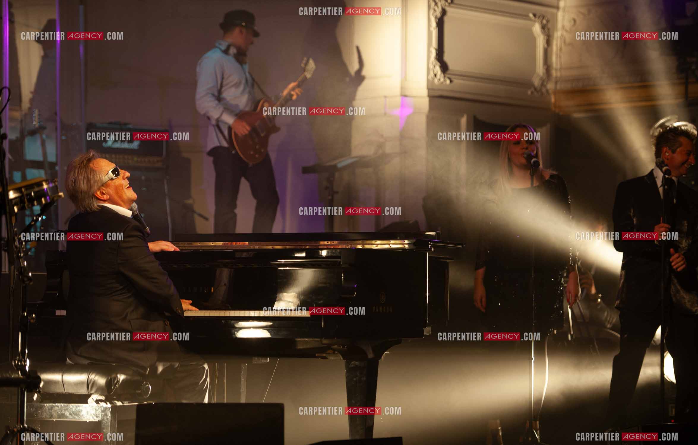 Le chanteur Gilbert Montagné en concert à la salle Gaveau pour trois soirs en 2010.    ( Exclusif )