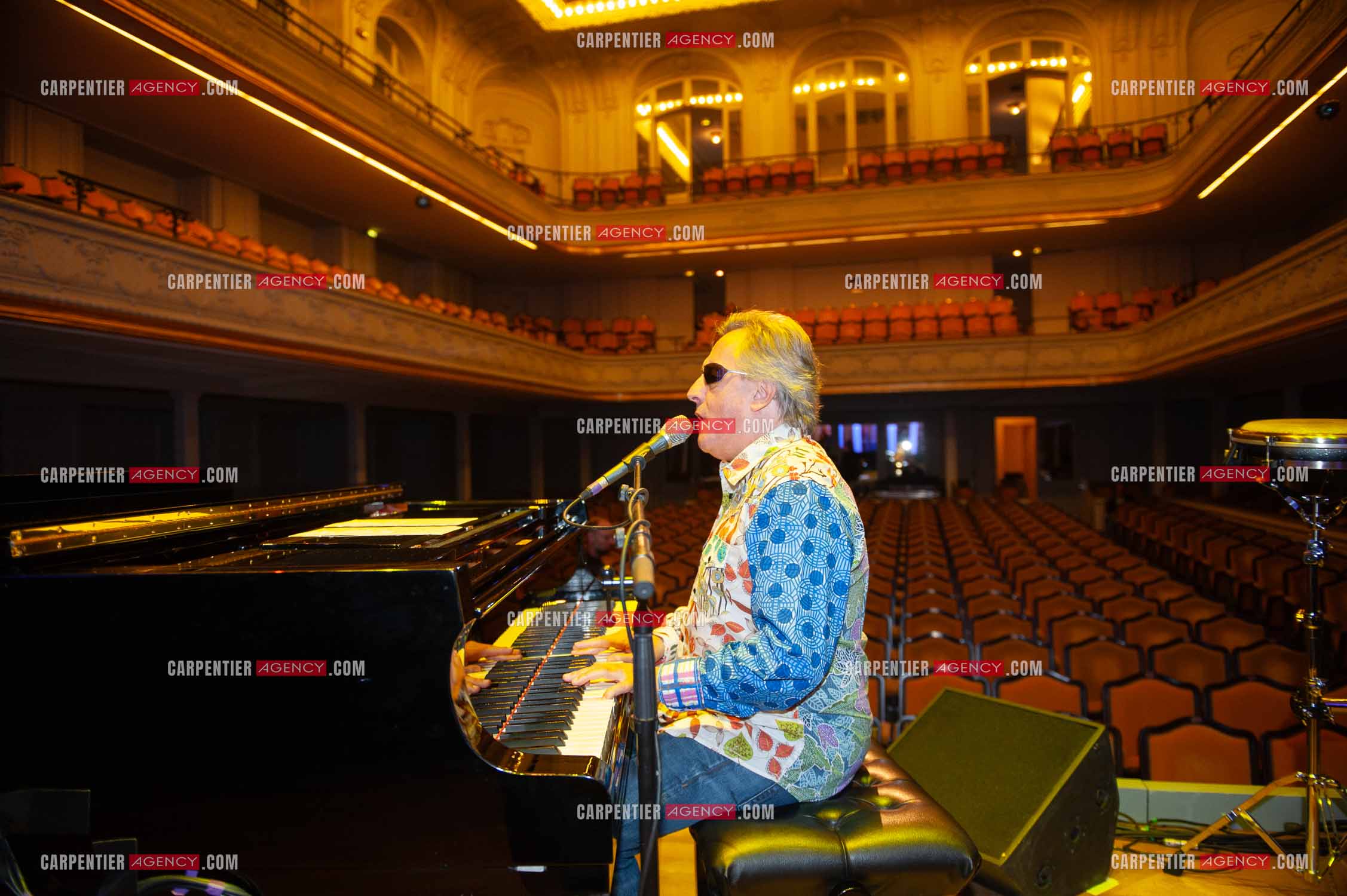 Le chanteur Gilbert Montagné en concert à la salle Gaveau pour trois soirs en 2010.    ( Exclusif )