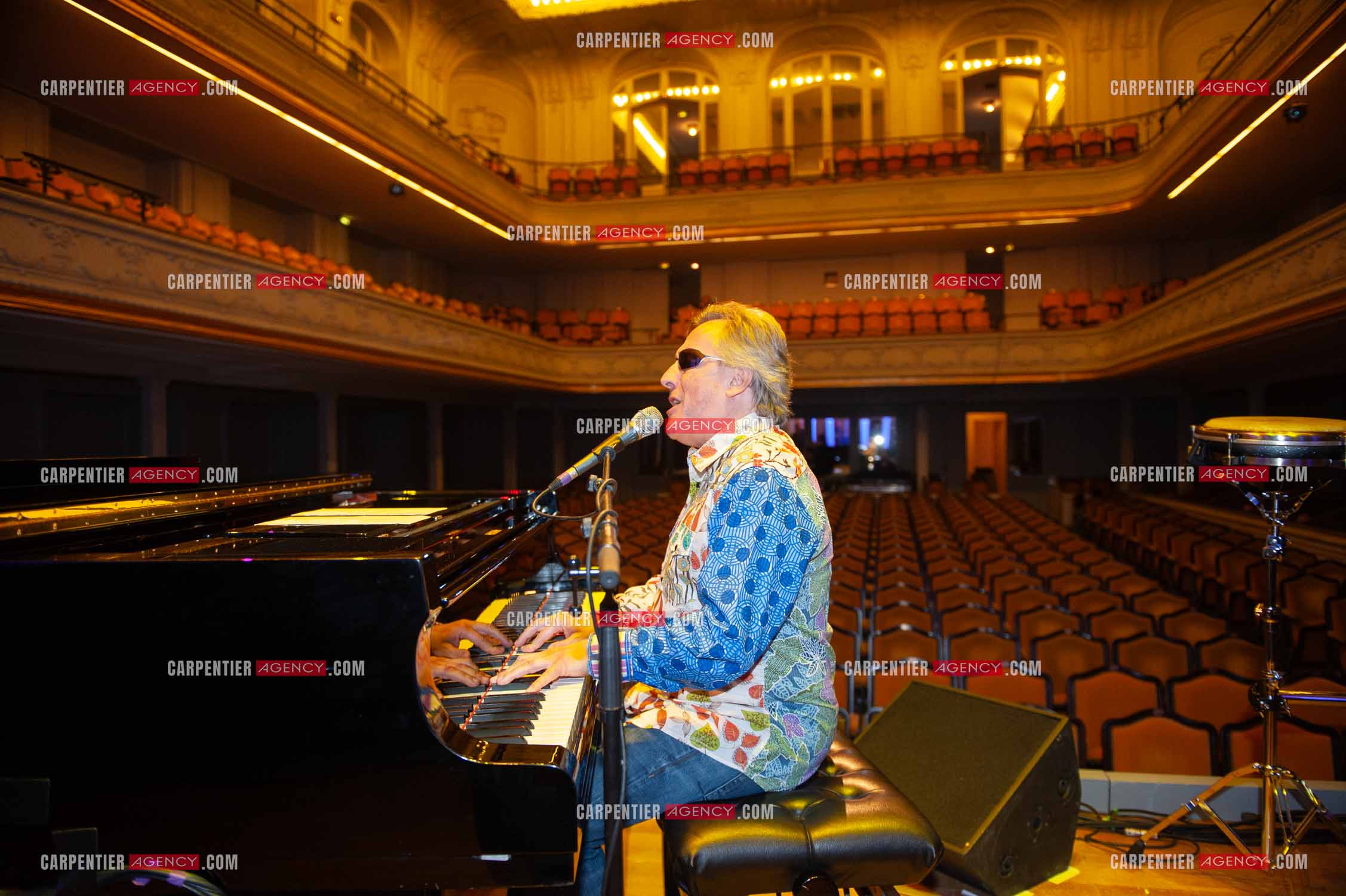 Le chanteur Gilbert Montagné en concert à la salle Gaveau pour trois soirs en 2010.    ( Exclusif )