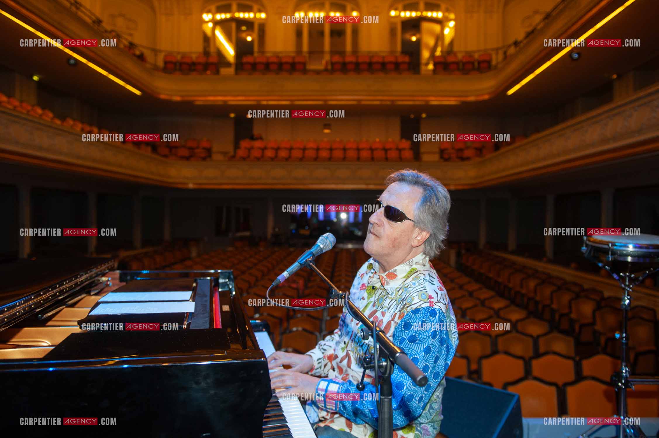 Le chanteur Gilbert Montagné en concert à la salle Gaveau pour trois soirs en 2010.    ( Exclusif )