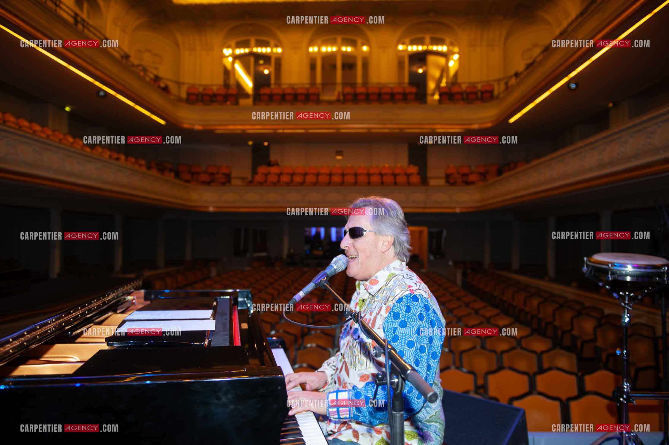 Le chanteur Gilbert Montagné en concert à la salle Gaveau pour trois soirs en 2010.    ( Exclusif )
