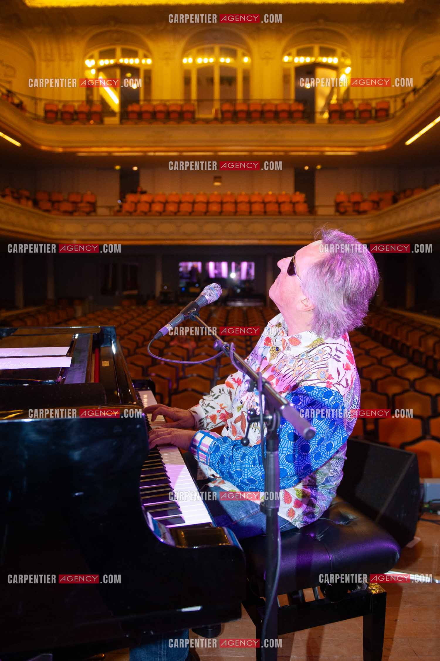 Le chanteur Gilbert Montagné en concert à la salle Gaveau pour trois soirs en 2010.    ( Exclusif )
