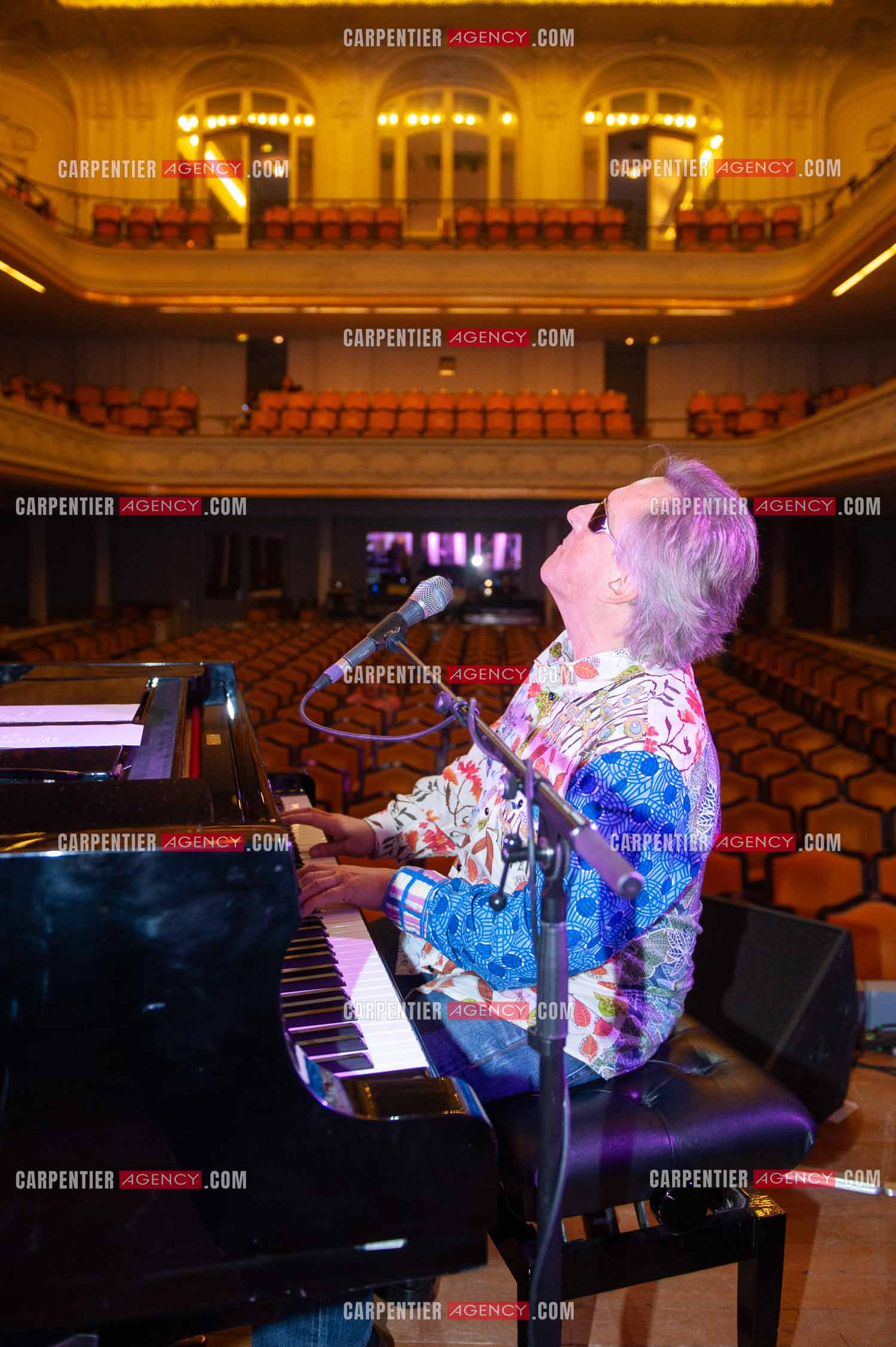Le chanteur Gilbert Montagné en concert à la salle Gaveau pour trois soirs en 2010.    ( Exclusif )