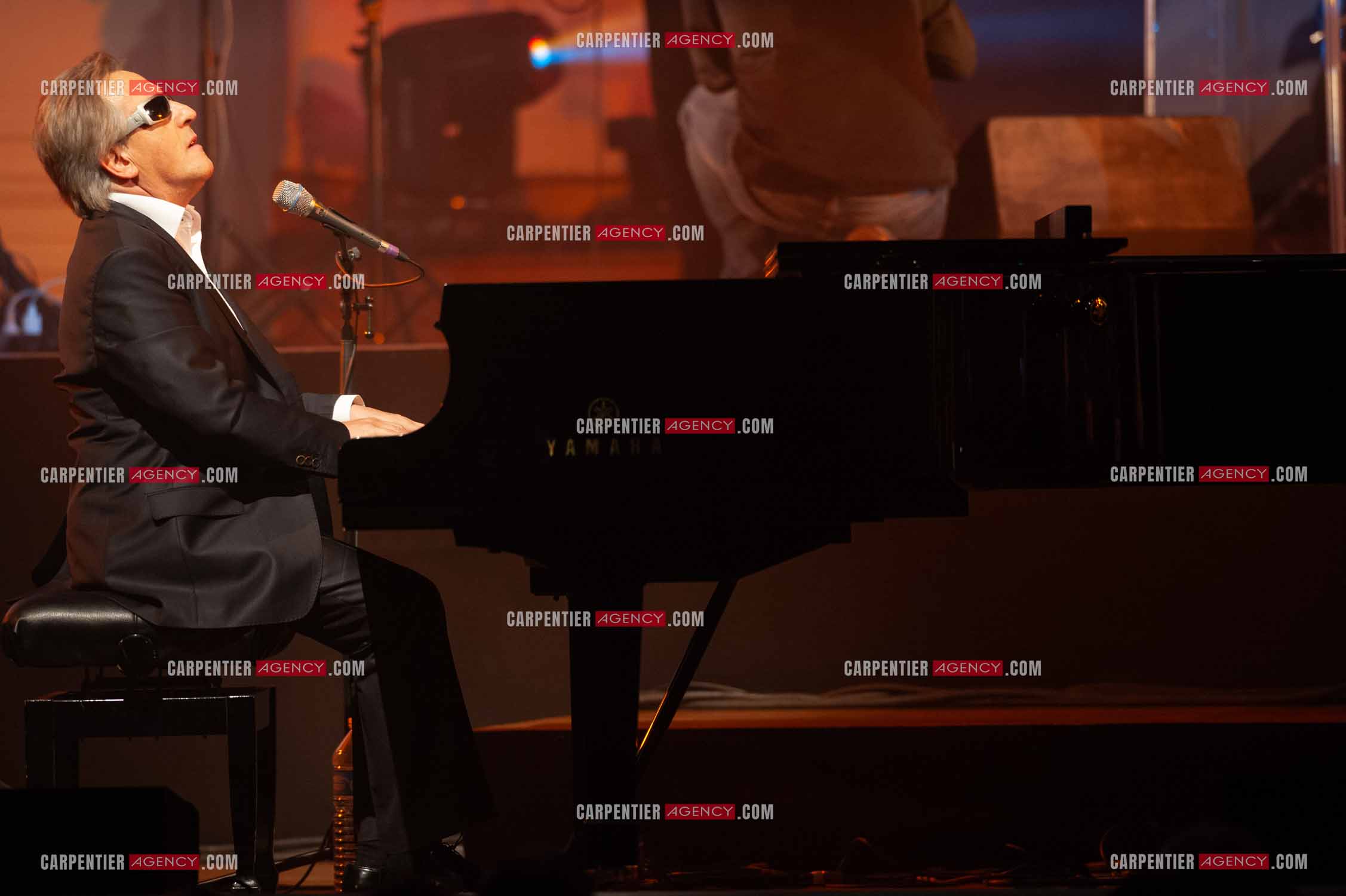 Le chanteur Gilbert Montagné en concert à la salle Gaveau pour trois soirs en 2010.    ( Exclusif )
