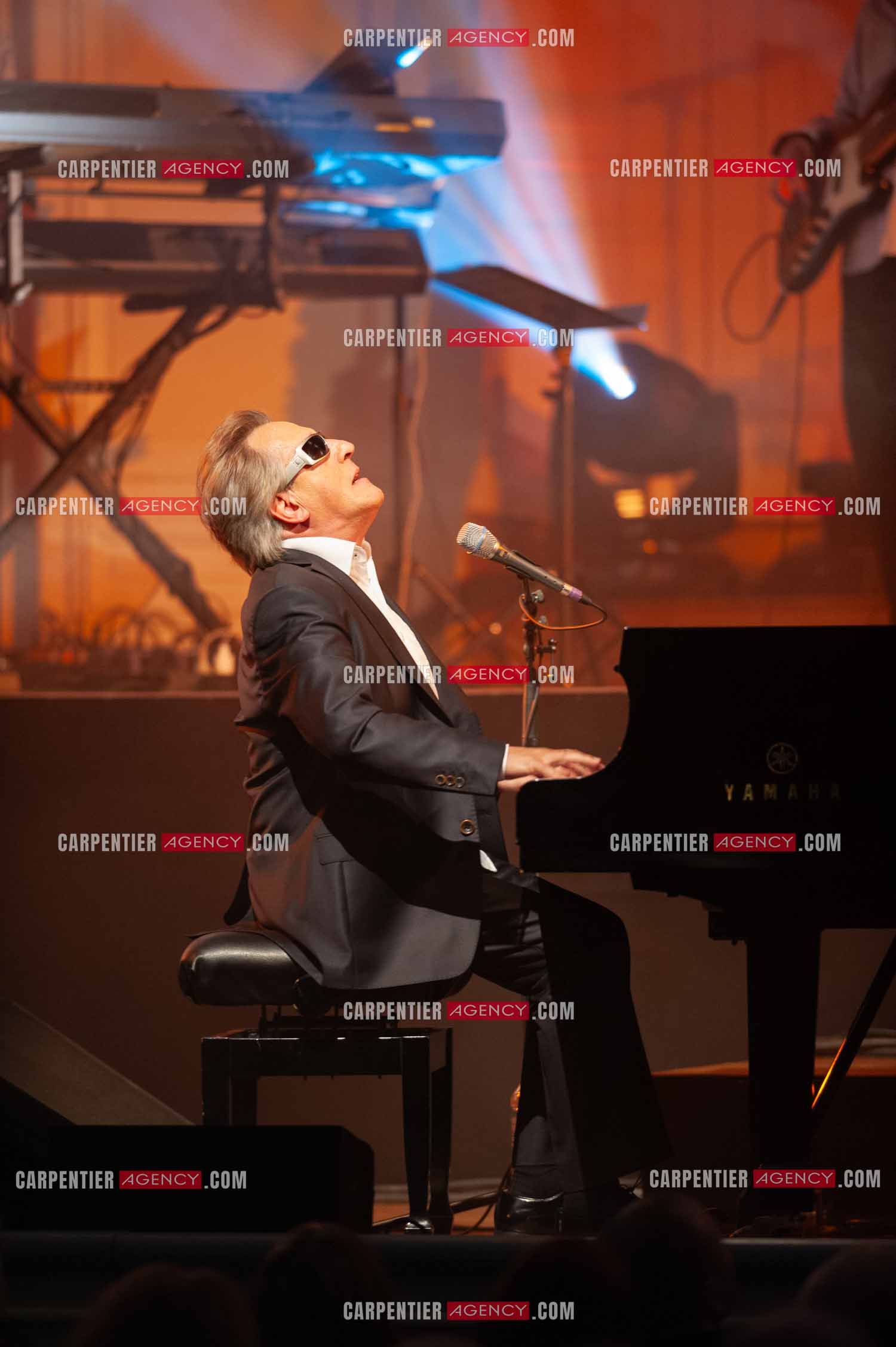 Le chanteur Gilbert Montagné en concert à la salle Gaveau pour trois soirs en 2010.    ( Exclusif )