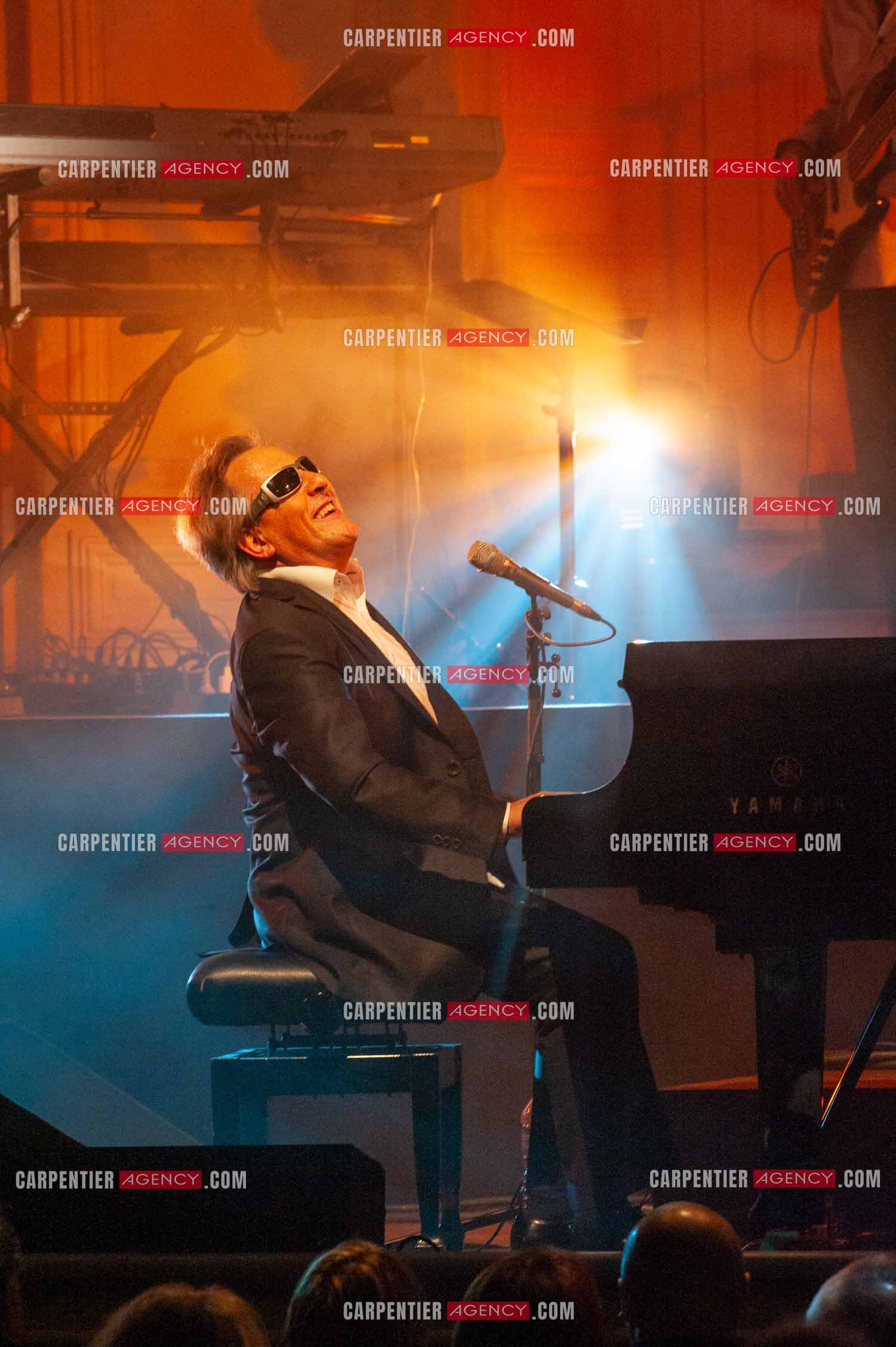 Le chanteur Gilbert Montagné en concert à la salle Gaveau pour trois soirs en 2010.    ( Exclusif )