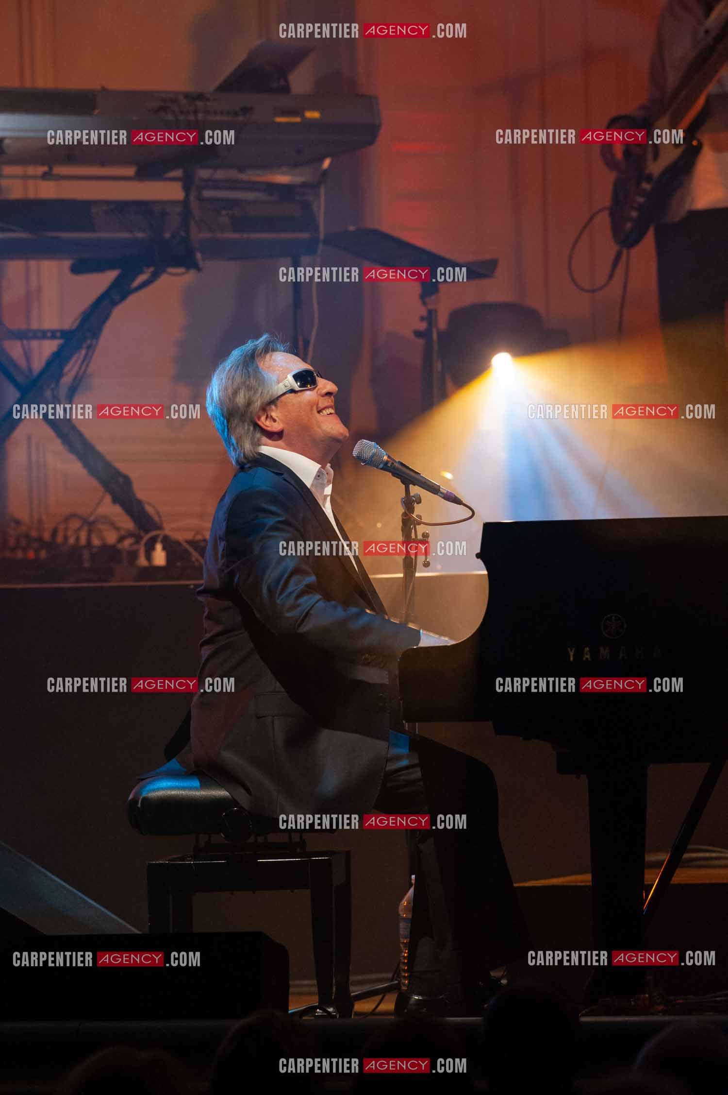 Le chanteur Gilbert Montagné en concert à la salle Gaveau pour trois soirs en 2010.    ( Exclusif )