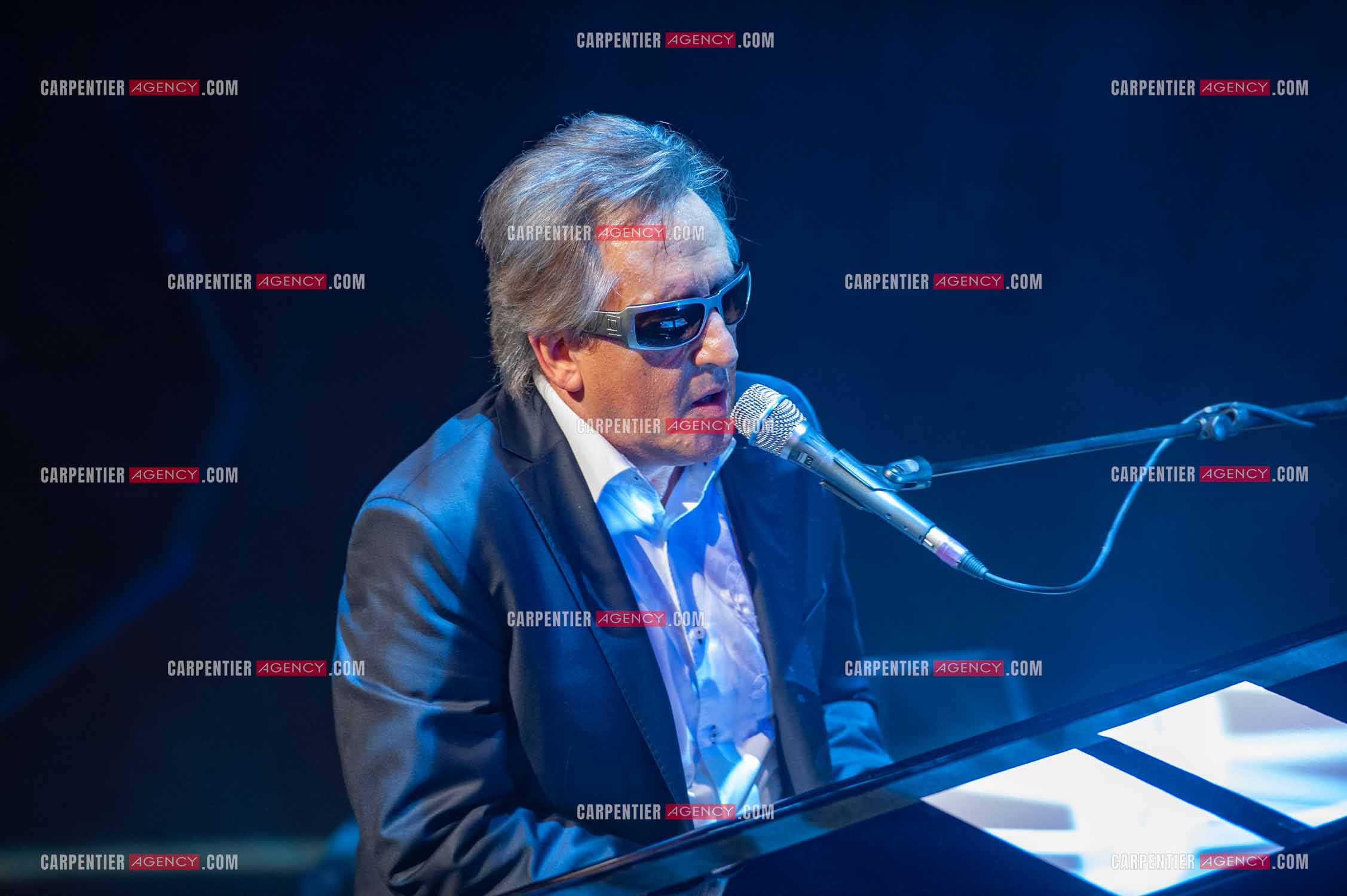 Le chanteur Gilbert Montagné en concert à la salle Gaveau pour trois soirs en 2010.    ( Exclusif )