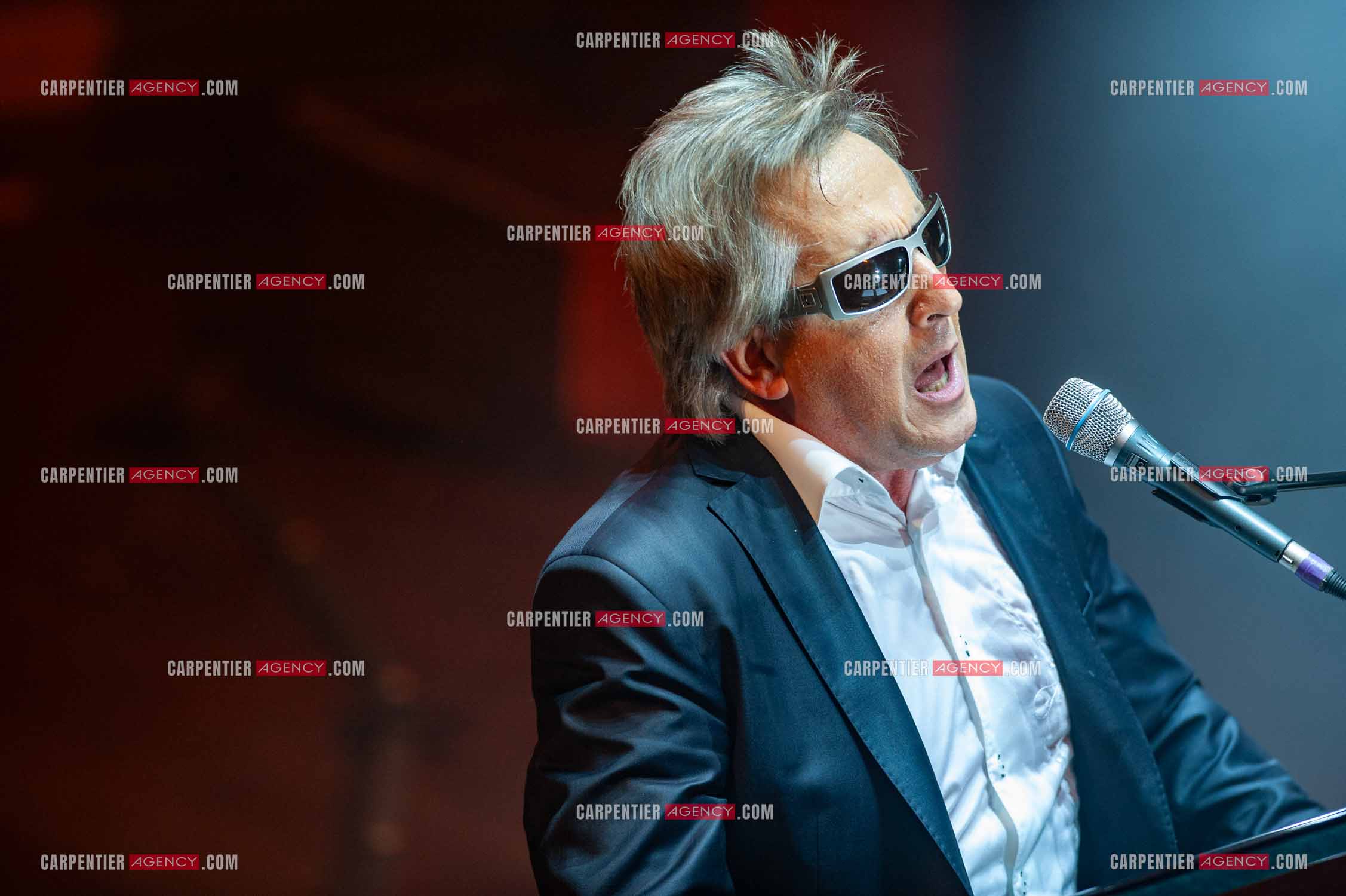 Le chanteur Gilbert Montagné en concert à la salle Gaveau pour trois soirs en 2010.    ( Exclusif )